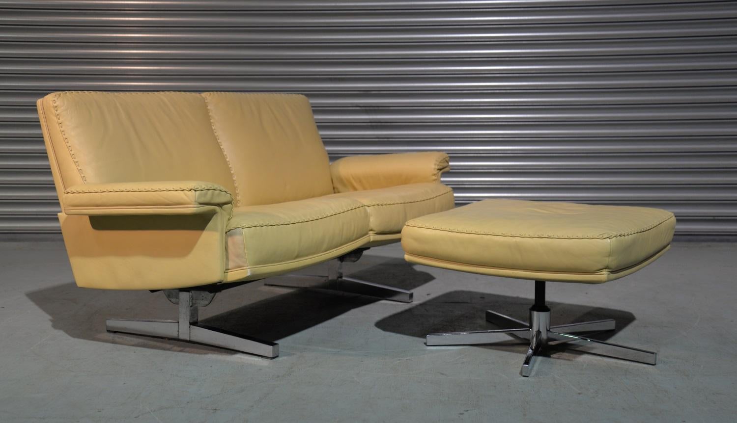Swiss Vintage De Sede DS 35 Two-Seat Loveseat and Swivel Armchair and Ottoman, 1970s For Sale
