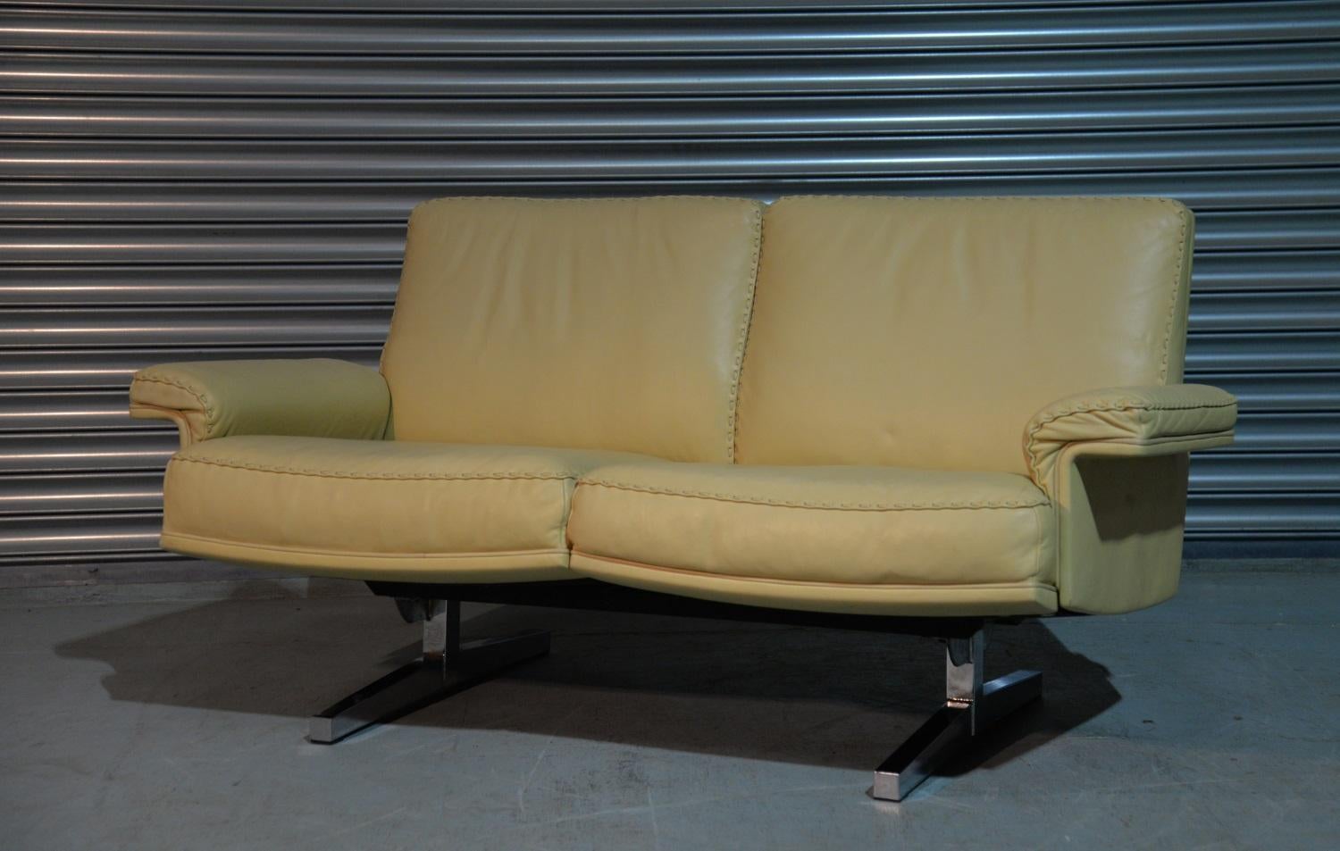 Leather Vintage De Sede DS 35 Two-Seat Loveseat and Swivel Armchair and Ottoman, 1970s For Sale