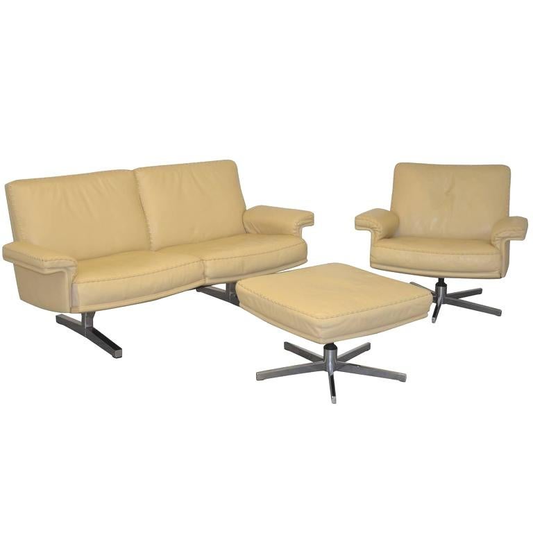 Vintage De Sede DS 35 Two-Seat Loveseat and Swivel Armchair and Ottoman, 1970s For Sale