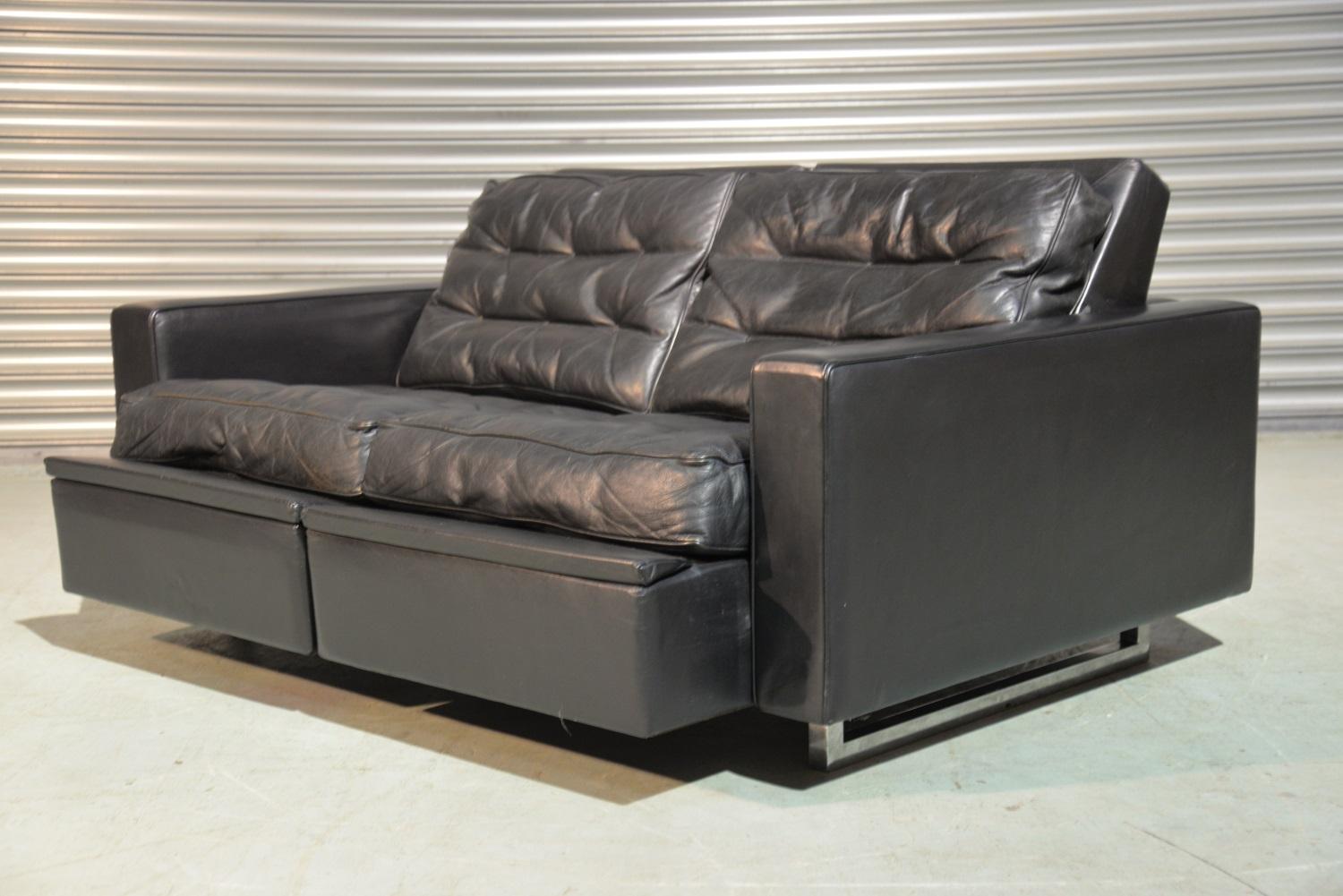 We are delighted to bring to you an ultra rare and beautiful two seater sofa from De Sede of Switzerland with a honeycomb structure in the soft aniline leather making this piece extremely comfortable. The DS-3A is one of their best-known pieces of
