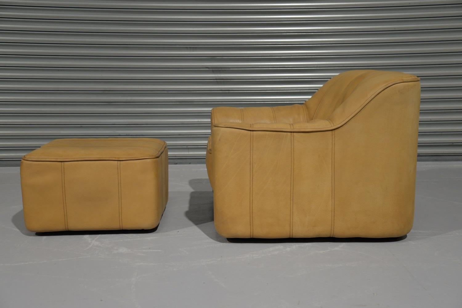 Mid-Century Modern Vintage De Sede DS 44 Armchair with Ottoman, Switzerland 1970s For Sale