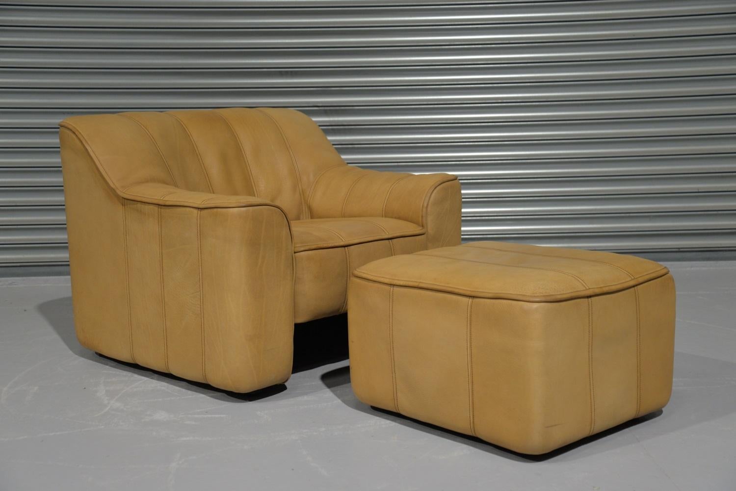 Late 20th Century Vintage De Sede DS 44 Armchair with Ottoman, Switzerland 1970s For Sale