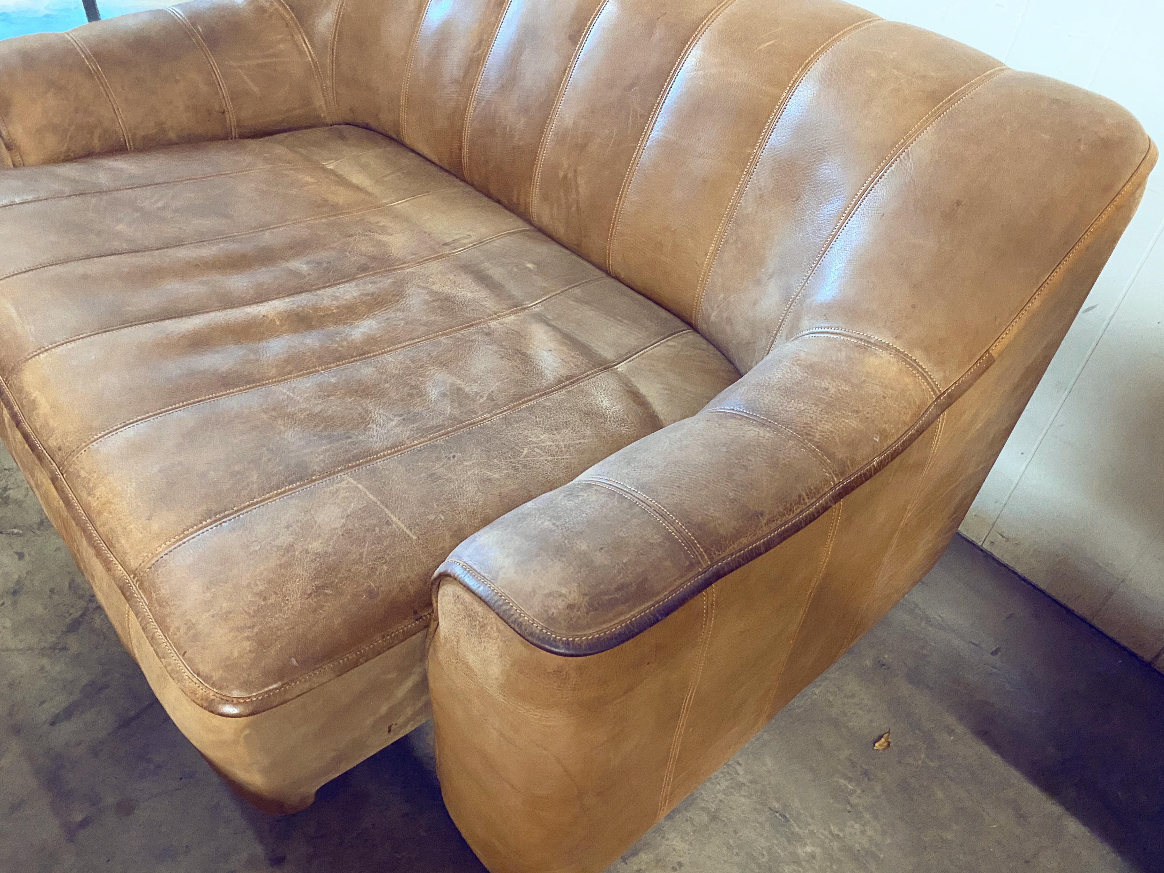 Vintage De Sede DS-44 Buffalo Leather Adjustable Loveseat Sofa, circa 1970s In Good Condition In San Antonio, TX