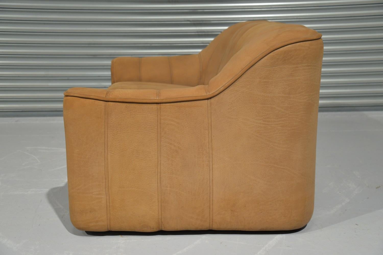 Vintage De Sede DS 44 Two-Seat Neck Leather Sofas / Loveseats, Switzerland 1970s 10