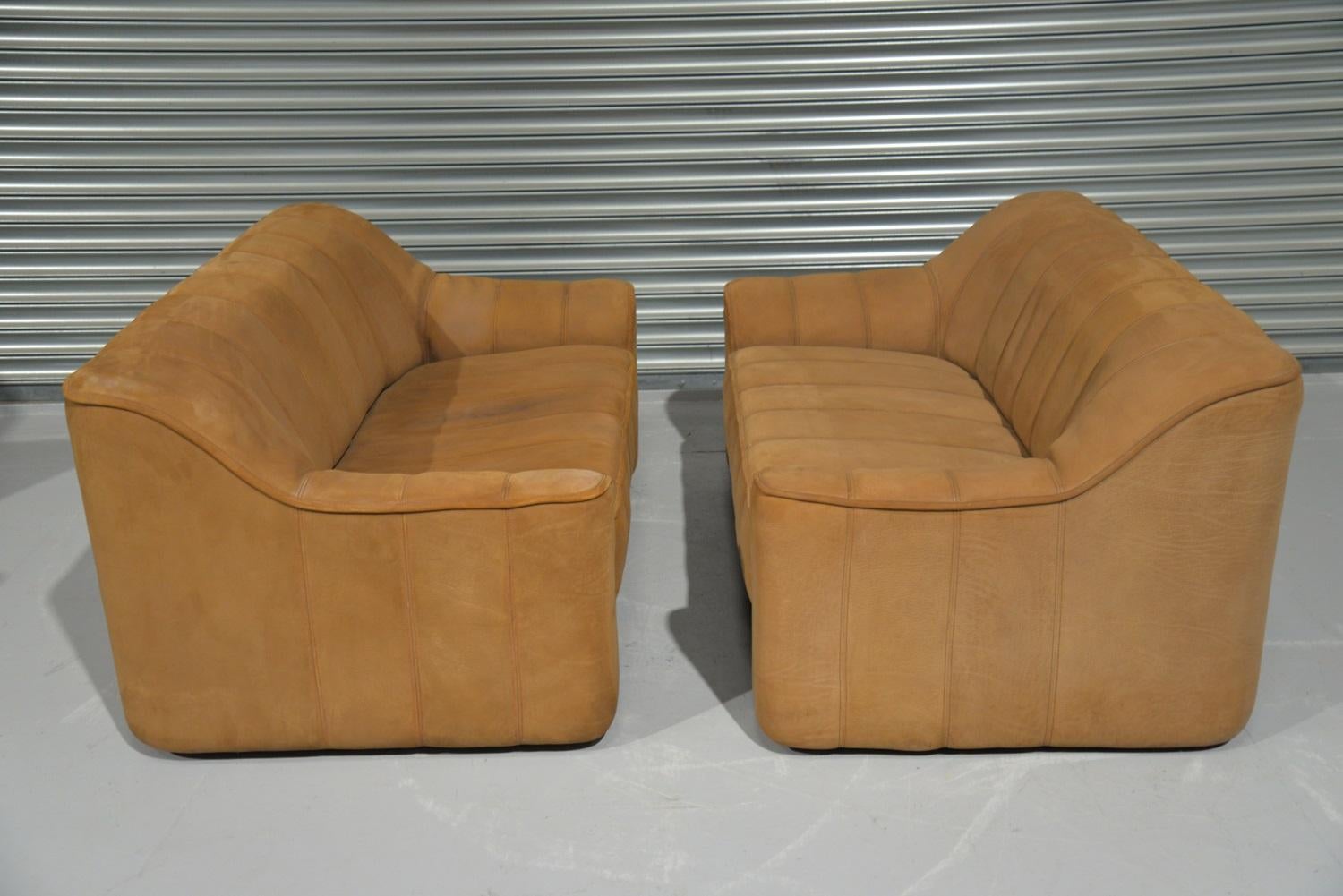 Vintage De Sede DS 44 Two-Seat Neck Leather Sofas / Loveseats, Switzerland 1970s In Good Condition In Fen Drayton, Cambridgeshire