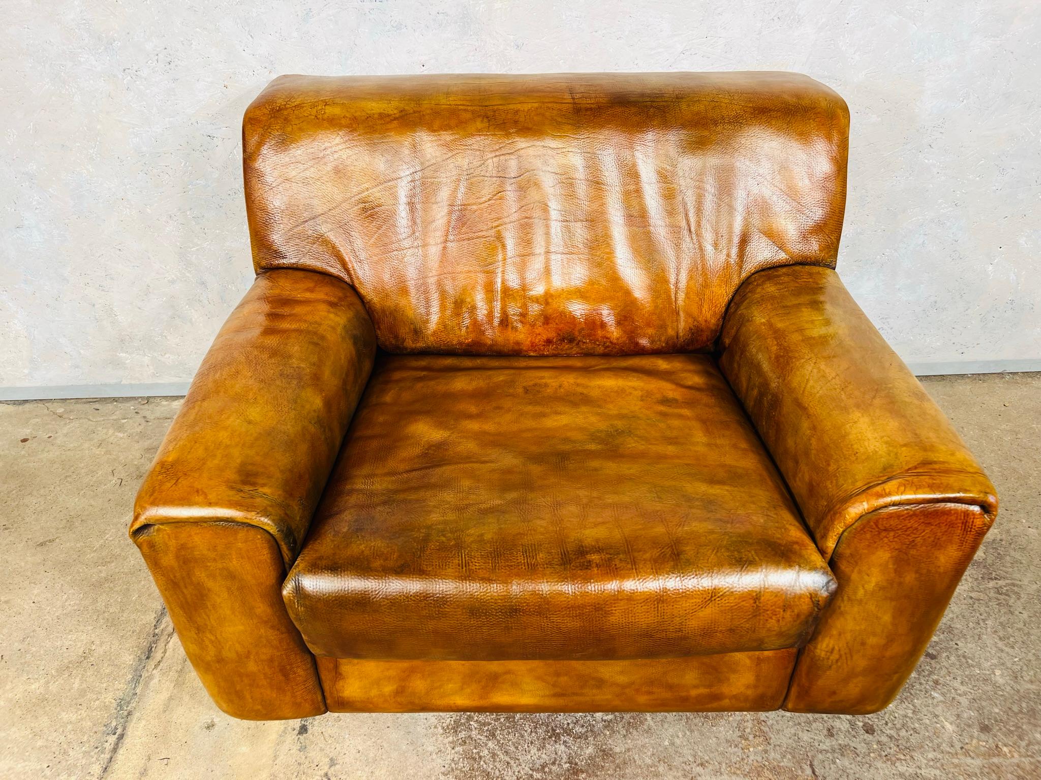 Vintage De Sede Ds 47 Bull Neck Leather Lounge Chair Colour Sand #569 In Good Condition For Sale In Lewes, GB