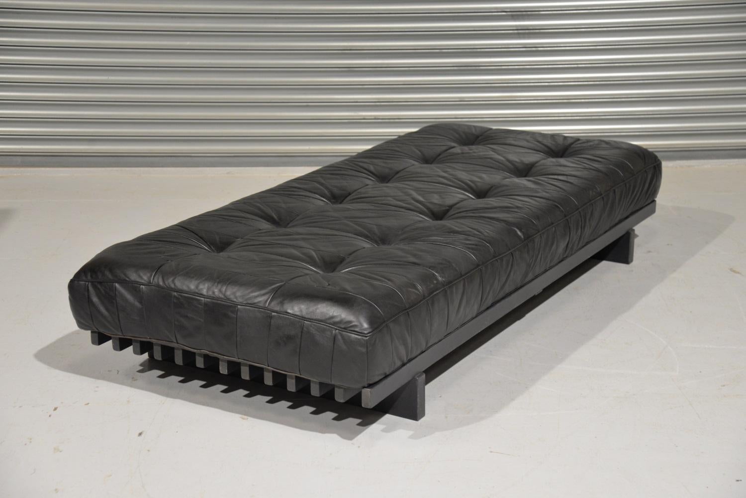 Vintage De Sede DS 80 Patchwork Leather Daybed, Switzerland, 1960s For Sale 7