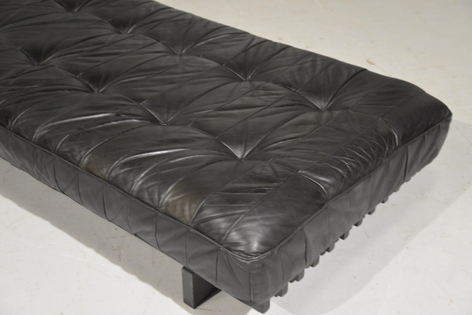 Vintage De Sede DS 80 Patchwork Leather Daybed, Switzerland, 1960s For Sale 9