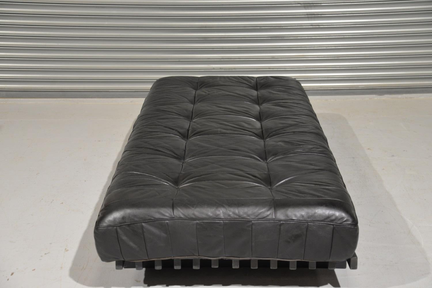 Mid-20th Century Vintage De Sede DS 80 Patchwork Leather Daybed, Switzerland, 1960s For Sale