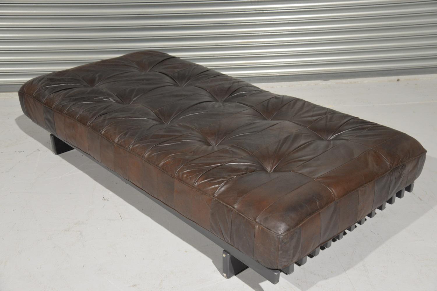 Vintage De Sede DS 80 Patchwork Leather Daybed, Switzerland, 1960s For Sale 2