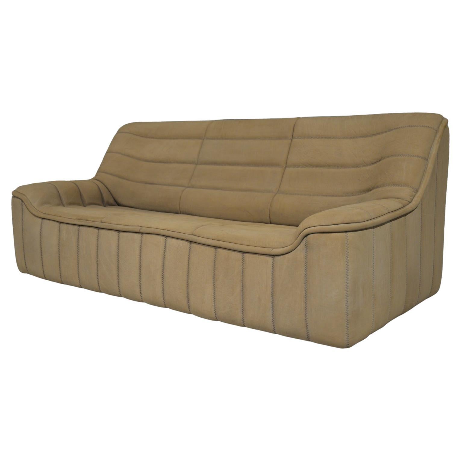 Very Comfortable and Stylish 1970s Leather Sofa at 1stDibs