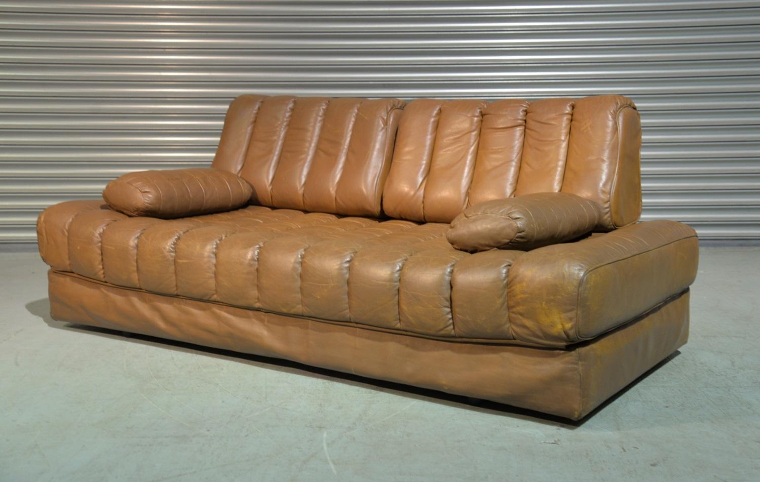 Mid-Century Modern Vintage De Sede DS 85 Leather Sofa, Daybed and Loveseat, Switzerland, 1960s For Sale
