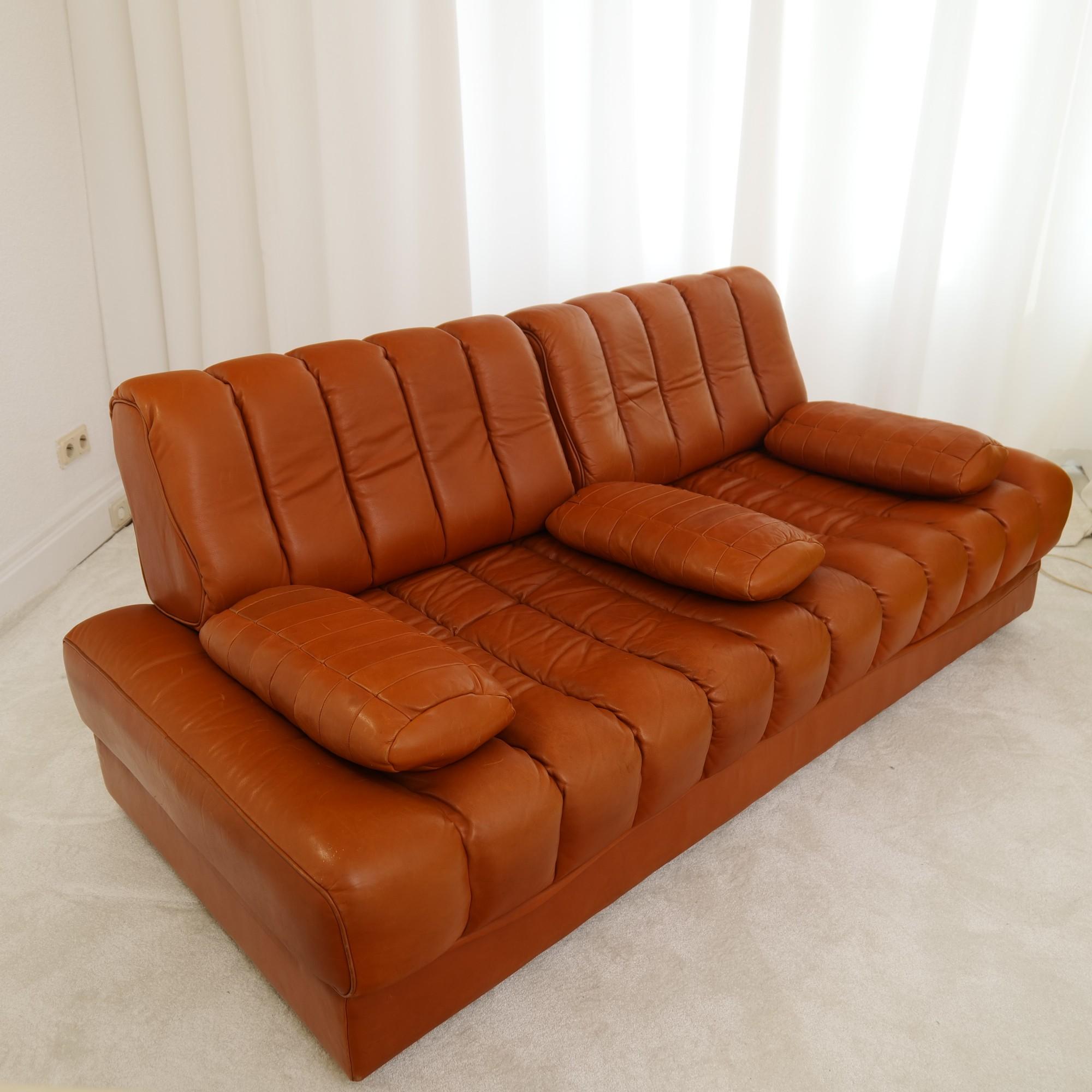 Space Age vintage De Sede DS 85 Sofa daybed in brown leather For Sale