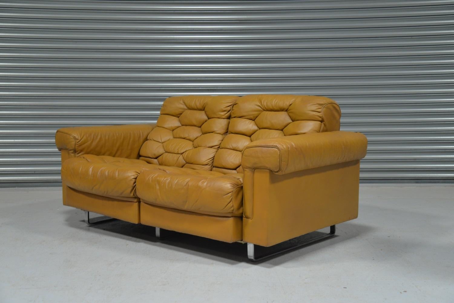 Discounted airfreight for our US and International customers (from 2 weeks door to door)

We are delighted to bring to you a beautiful two-seat reclining sofa from De Sede of Switzerland. Designed by Robert Haussmann with a honeycomb structure, this