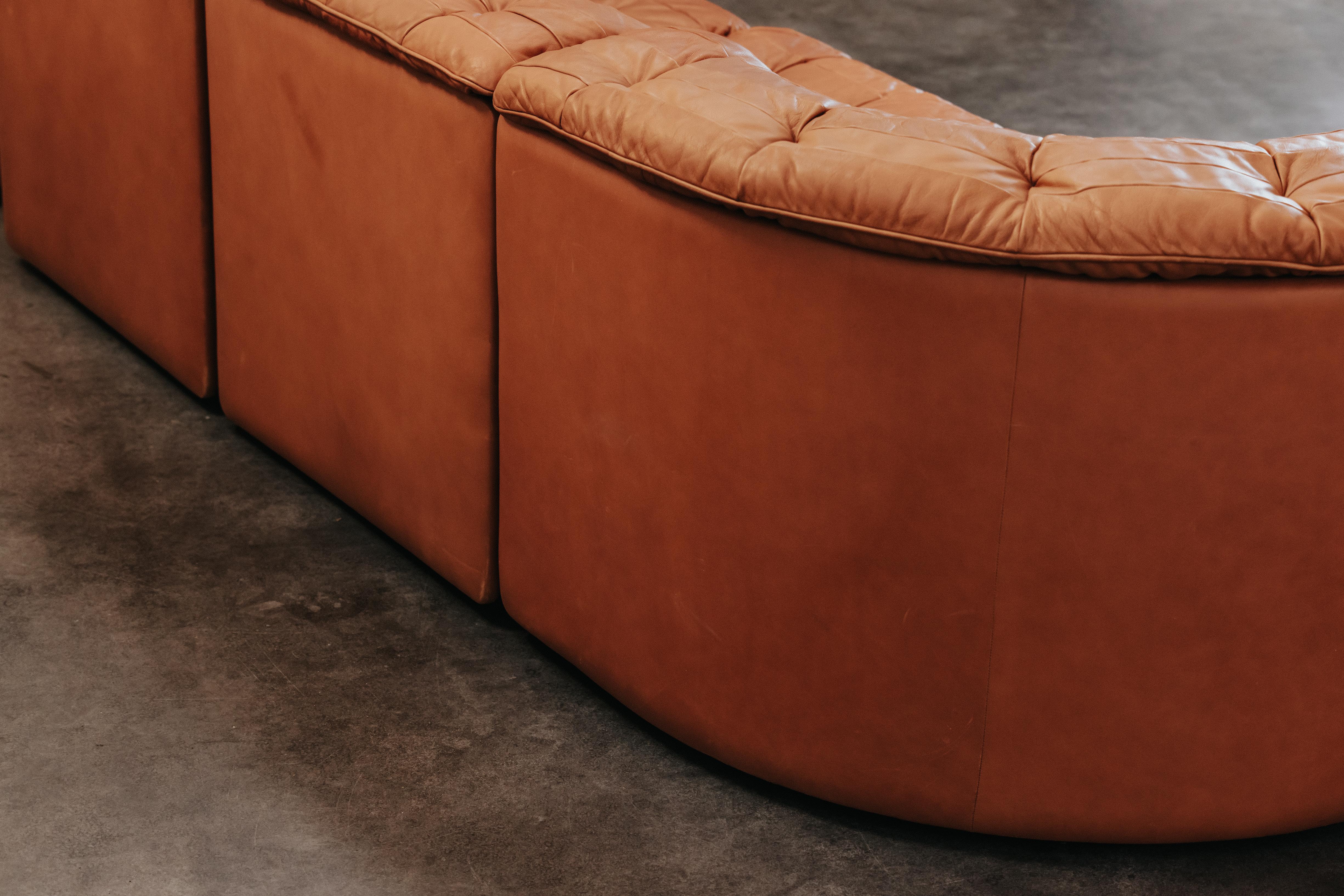 Vintage De Sede DS11 Sofa In Cognac Leather, From Switzerland, Circa 1970 For Sale 3