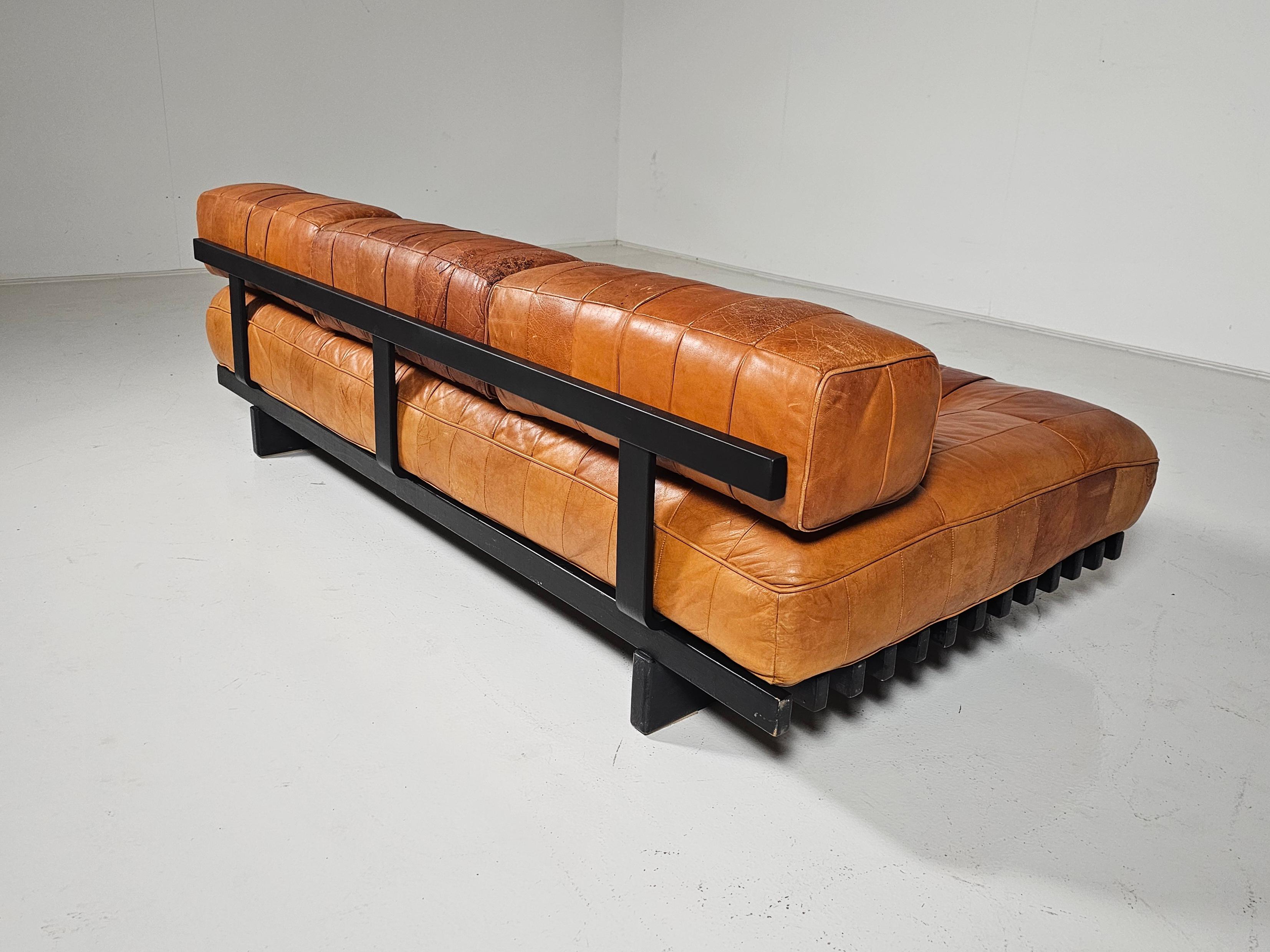 Vintage De Sede DS80 Patchwork-Tagesbett aus cognacfarbenem Leder und Eschenholz, 1970er Jahre im Angebot 4