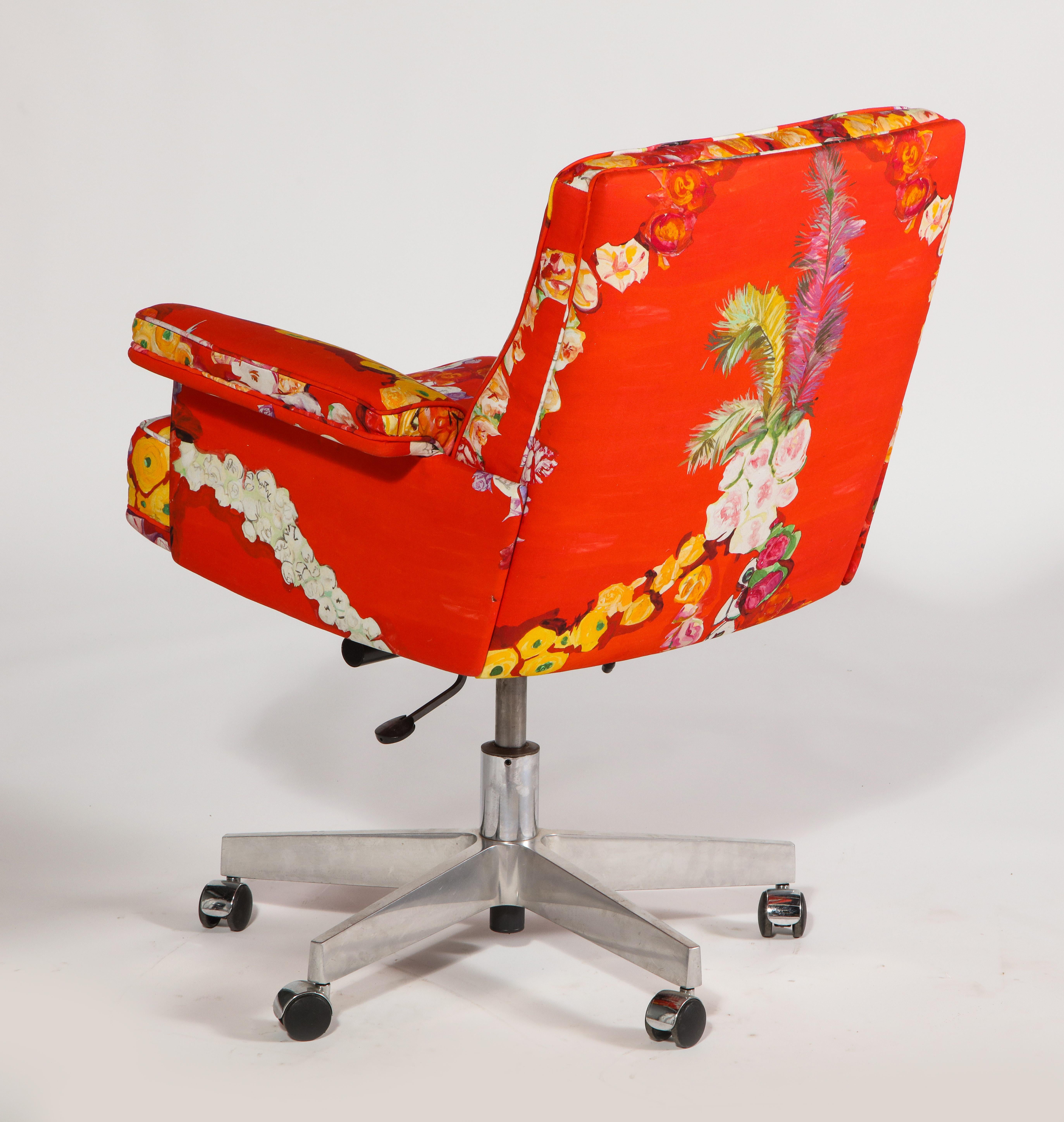 Vintage De Sede Executive Swivel Chair in Voutsa Mimi Chinoiserie Cotton 3