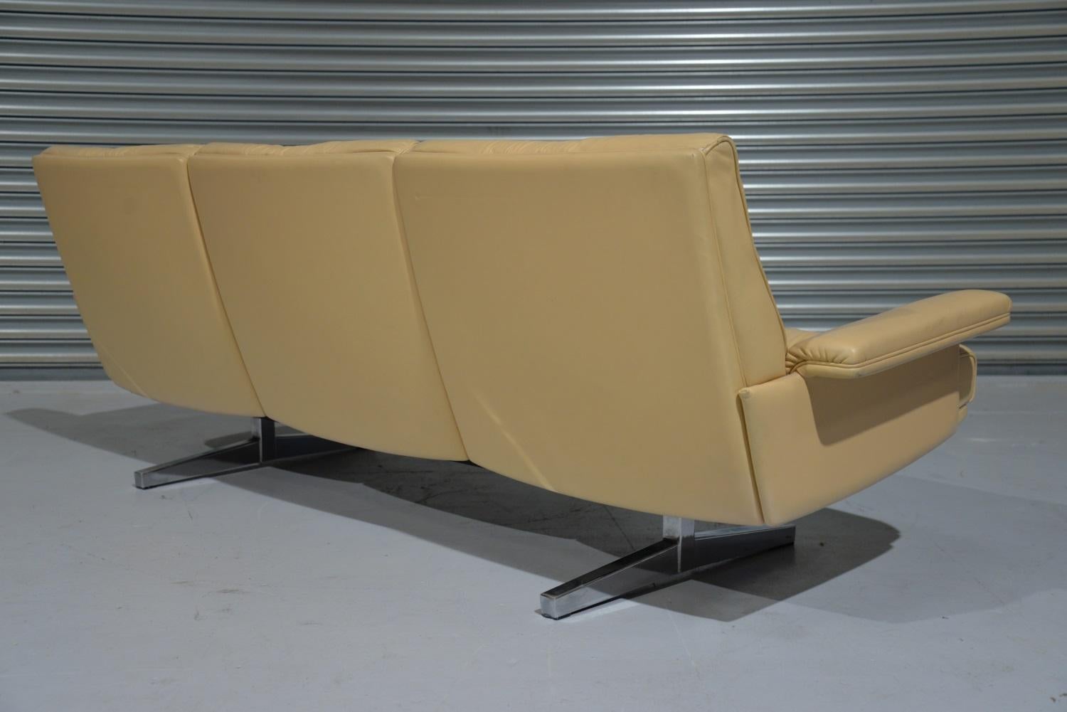 Vintage De Sede Leather DS-P Sofa by Robert Haussmann, Switzerland, 1970s For Sale 2