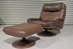 Vintage De Sede Leather Swivel Armchair and Ottoman, Switzerland, 1980s