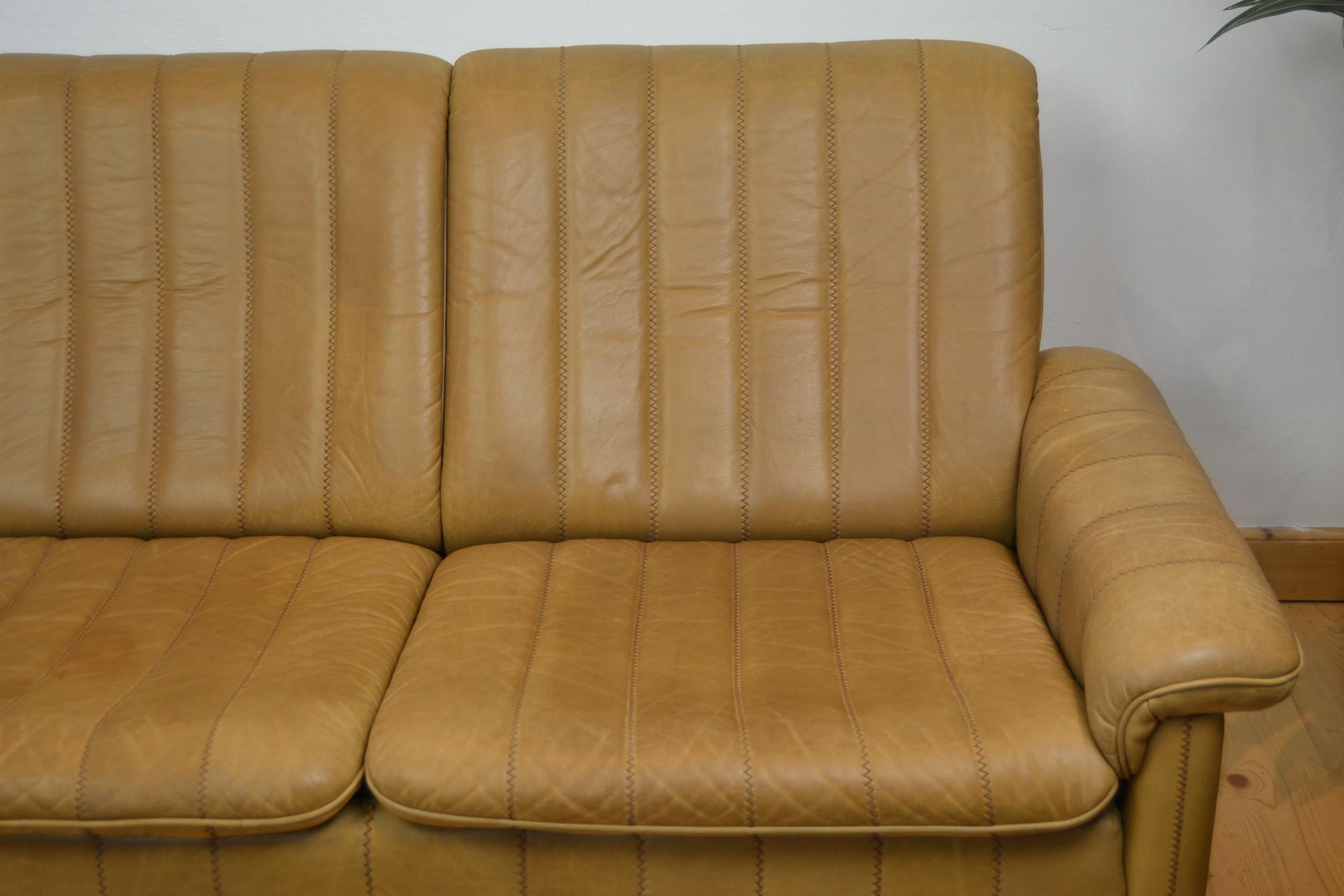 Vintage De Sede Living Room Set, 2 Lounge Chairs and Sofa, Brown Leather 1