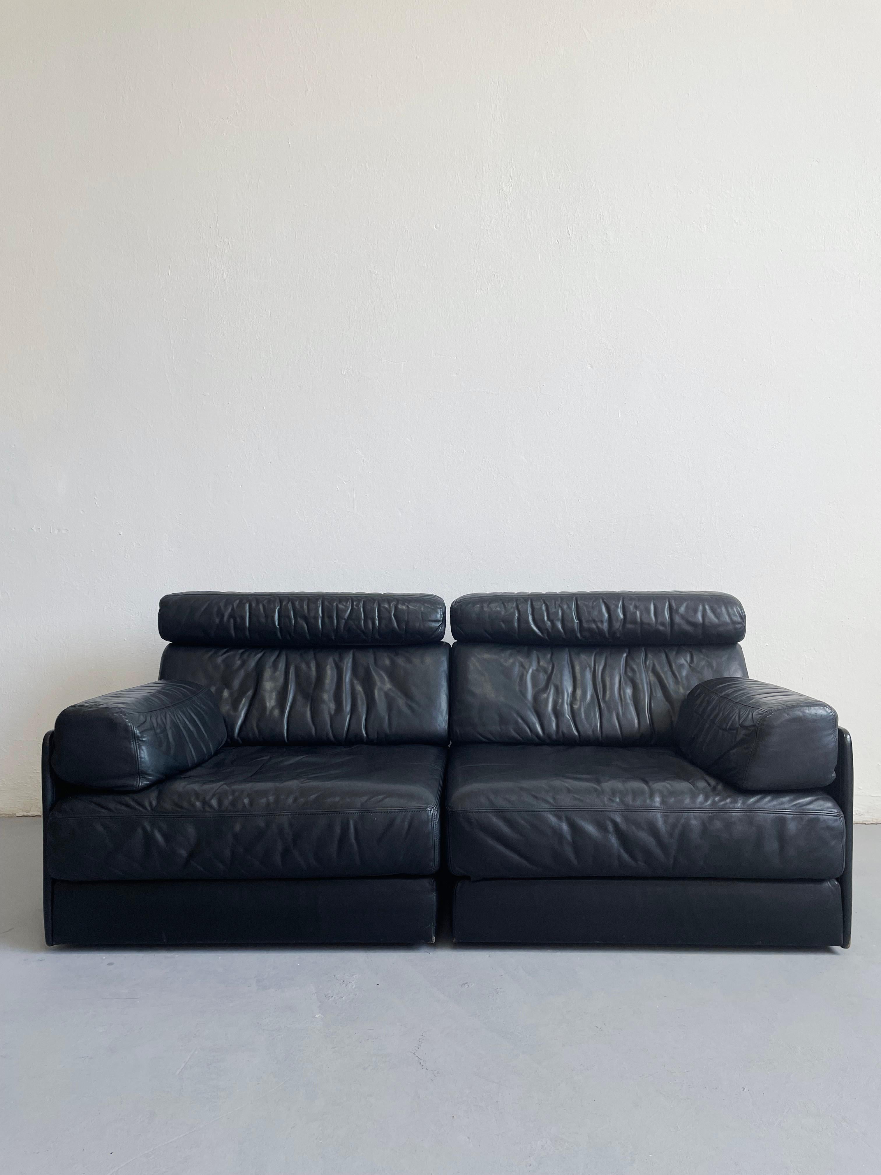 Late 20th Century Vintage De Sede Modular Two Seater 'DS-77' Sofa Bed in Black Leather