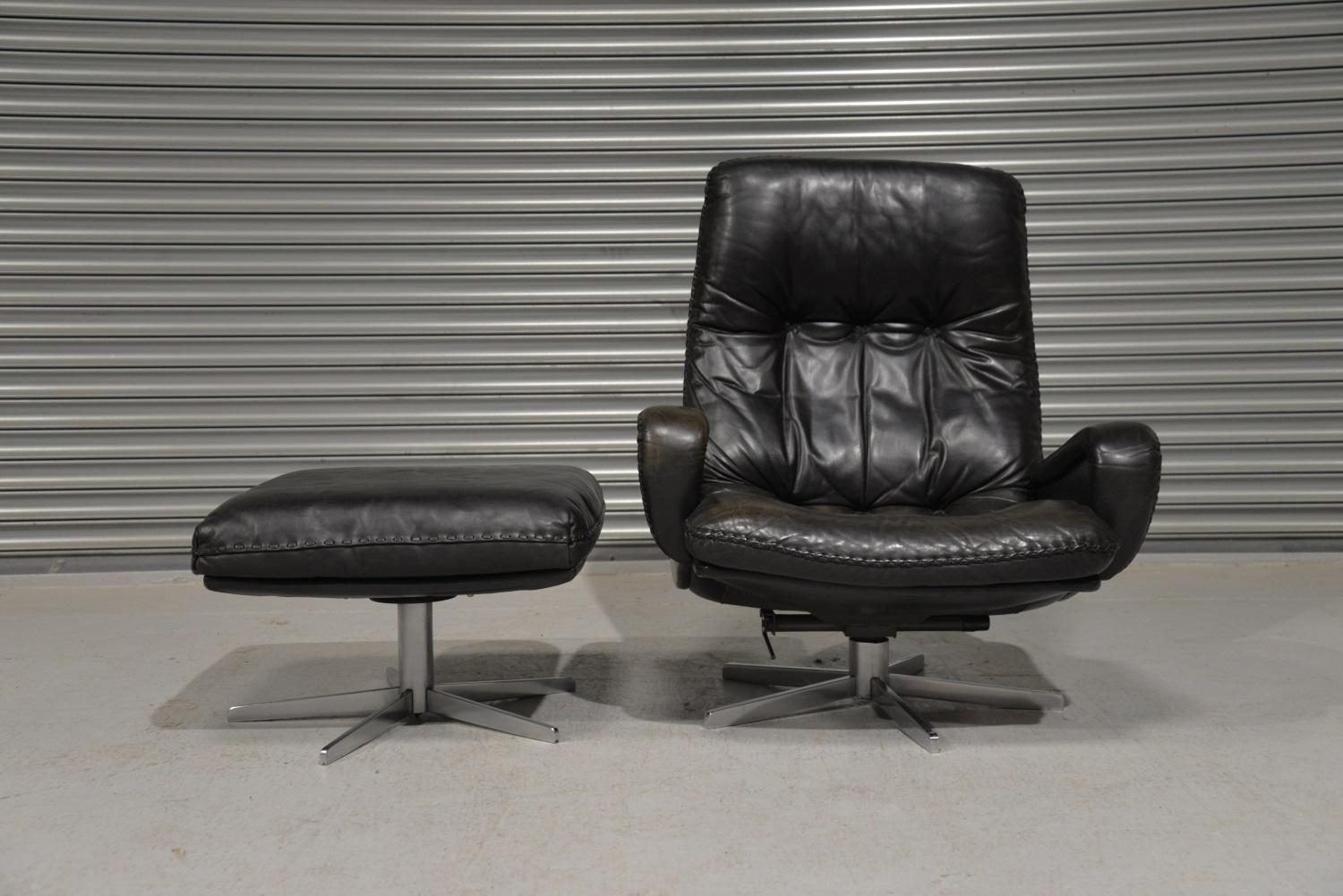 Swiss Vintage De Sede S 231 James Bond Swivel Armchair and Ottoman, Switzerland, 1960s For Sale