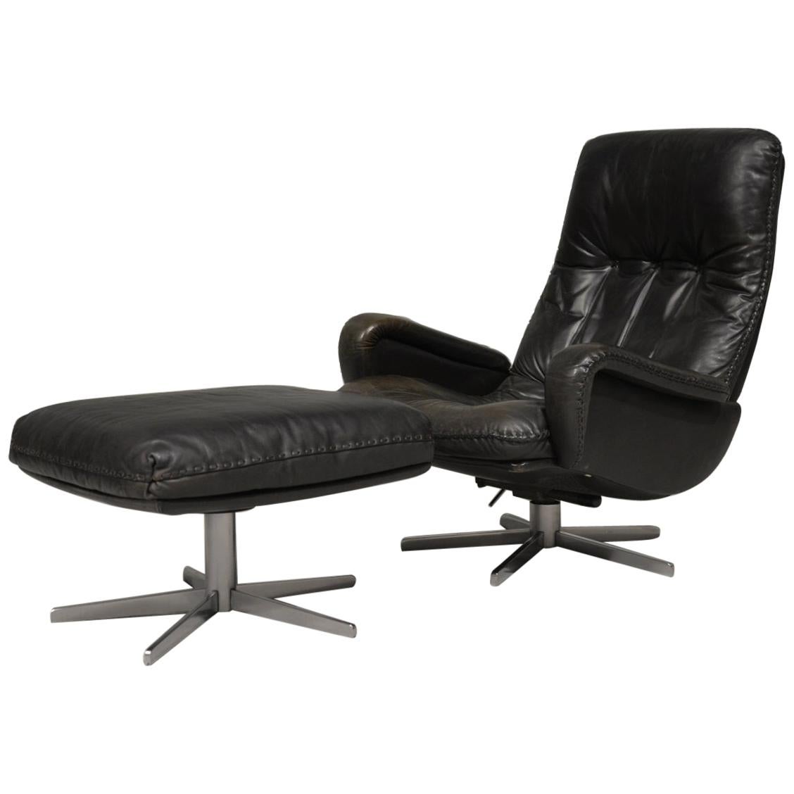 Vintage De Sede S 231 James Bond Swivel Armchair and Ottoman, Switzerland, 1960s For Sale