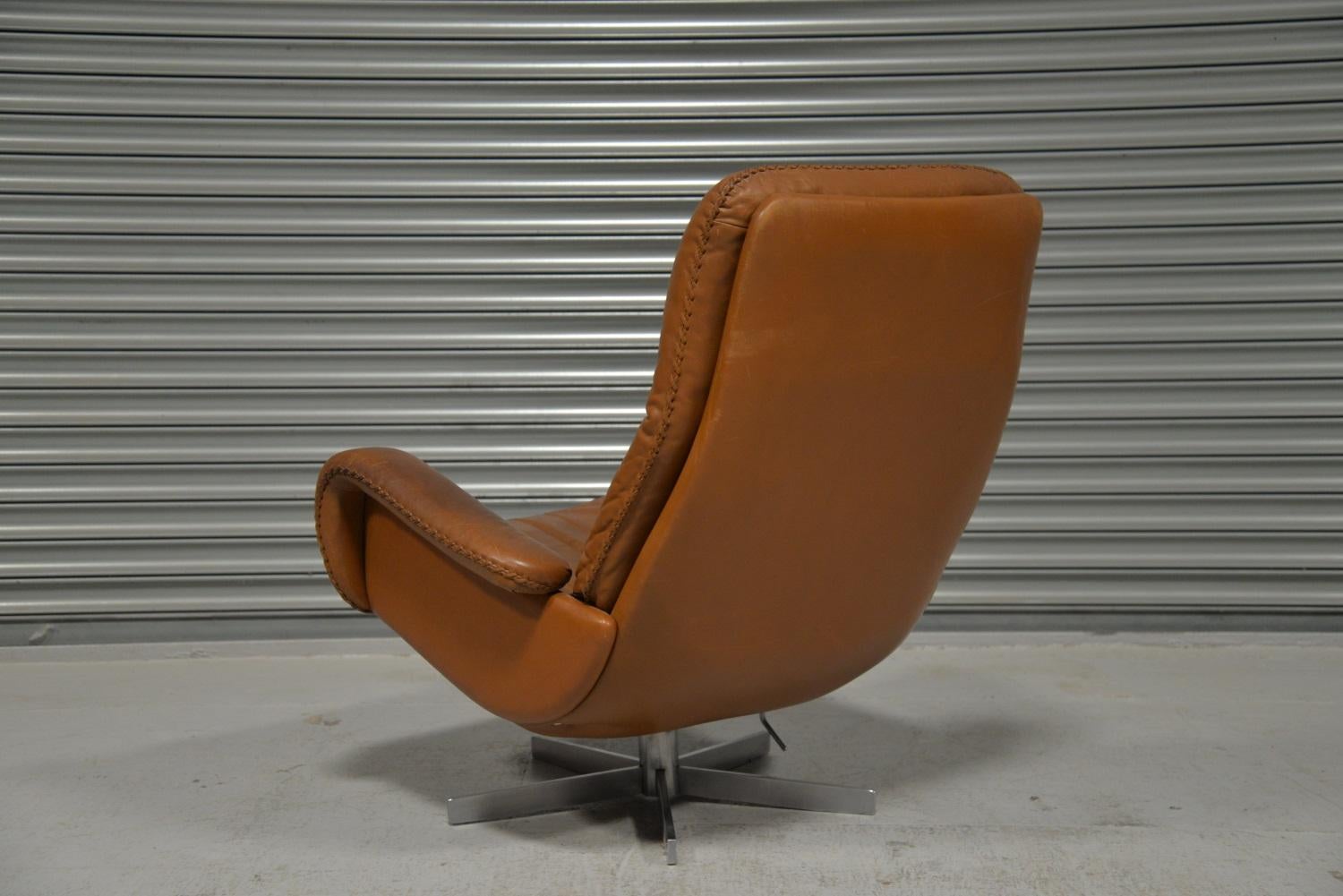 Leather Vintage De Sede S 231 James Bond Swivel Armchair with Ottoman, Switzerland 1960s For Sale