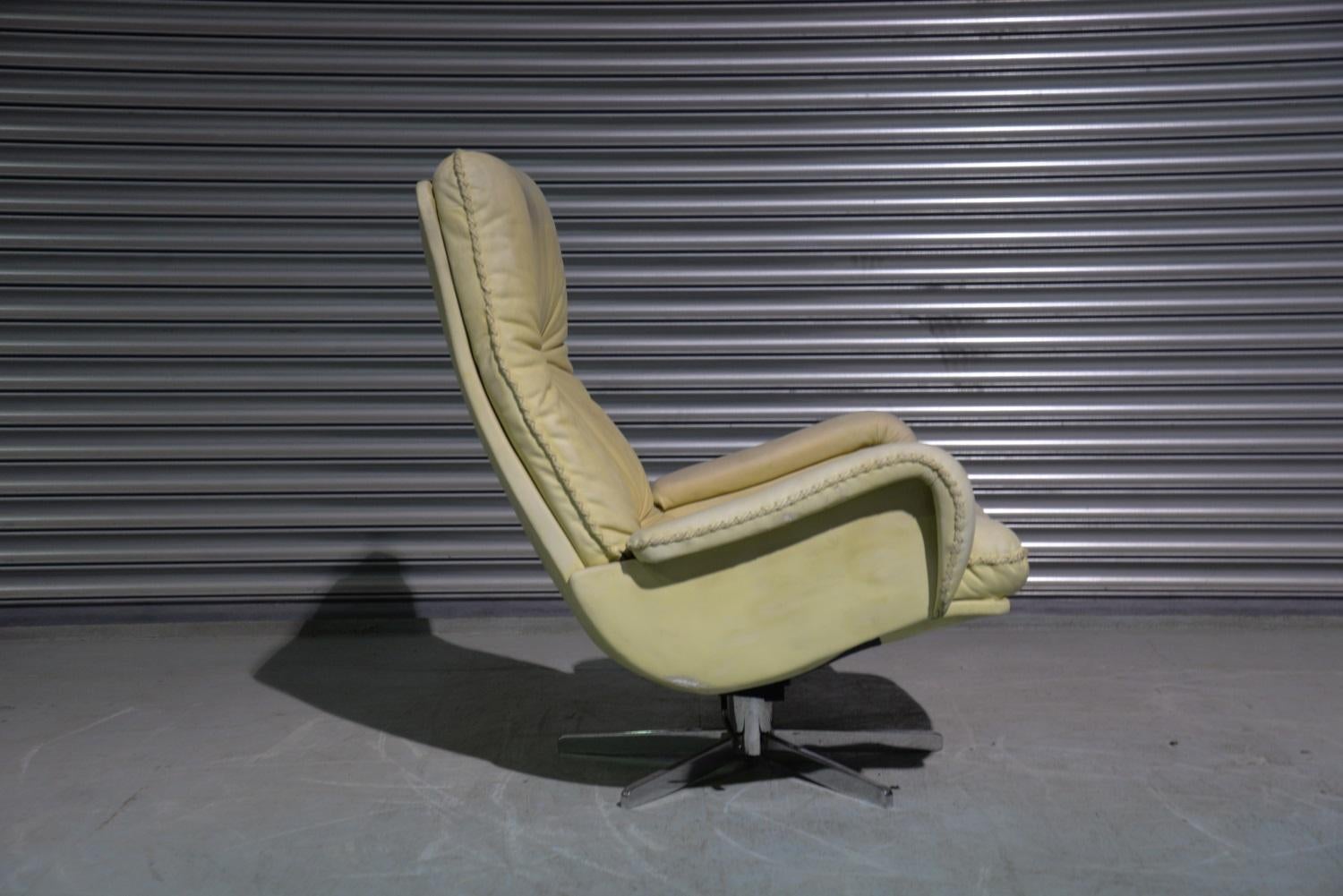 Vintage De Sede S 231 James Bond Swivel Lounge Armchair, Switzerland 1960s In Good Condition For Sale In Fen Drayton, Cambridgeshire