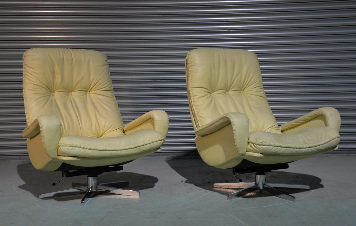 Vintage De Sede S 231 James Bond Swivel Leather Armchairs, Switzerland, 1960s For Sale 4