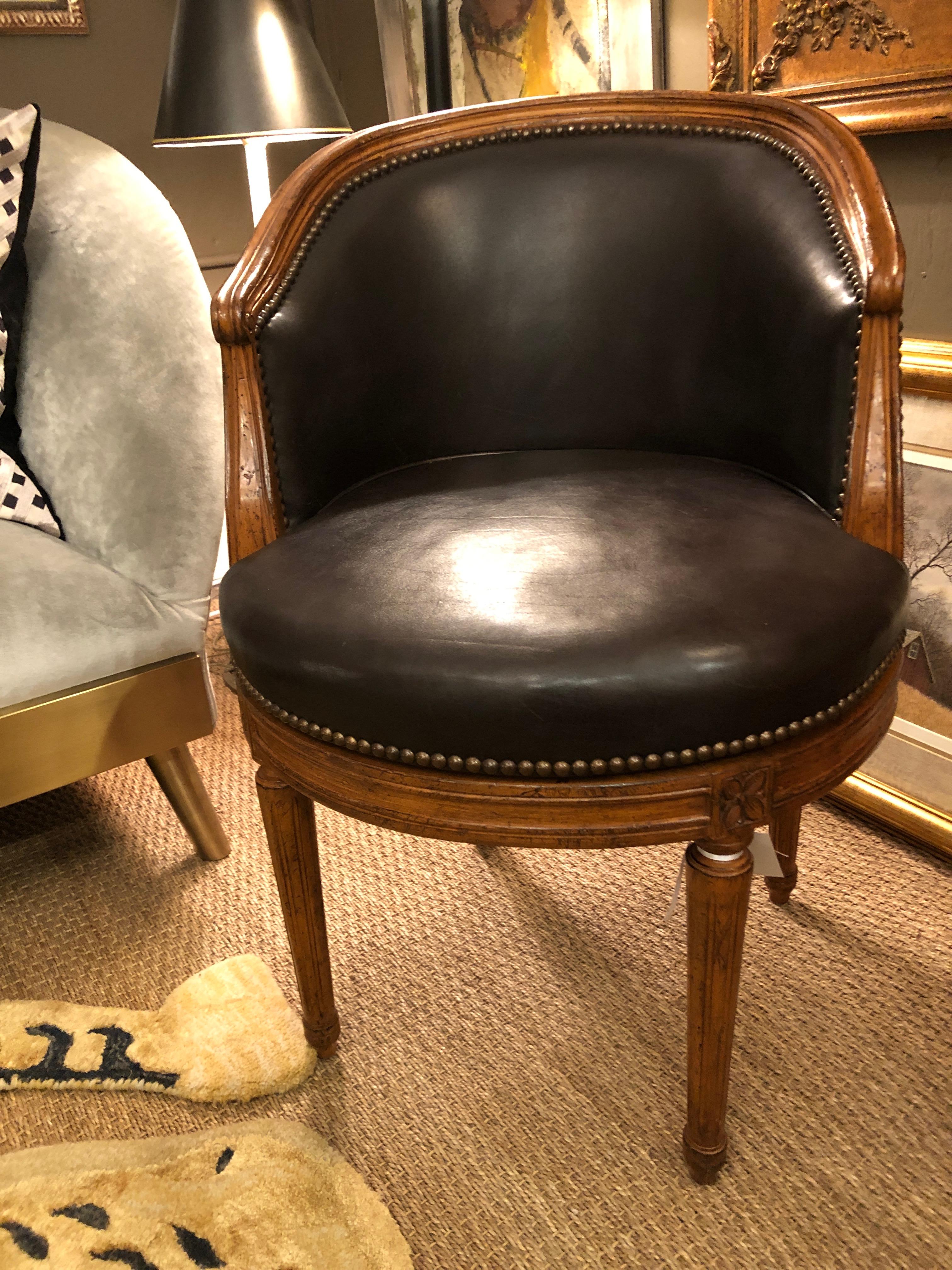 Vintage Debonair Black Leather and Brown Suede Barrel Swivel Chair In Excellent Condition In Hopewell, NJ
