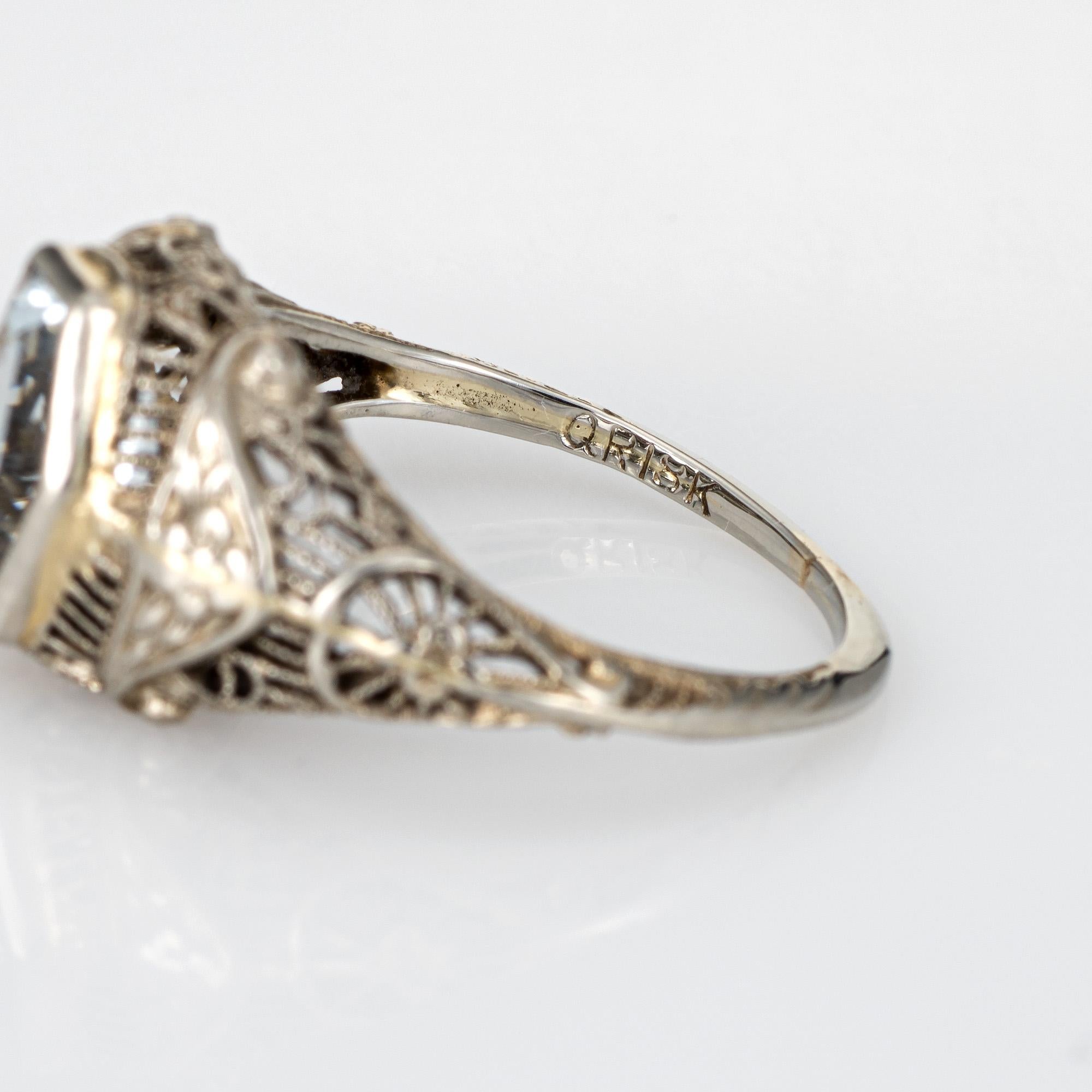 Vintage Deco Aquamarine Ring Antique 18 Karat White Gold Filigree Estate Jewelry In Good Condition In Torrance, CA