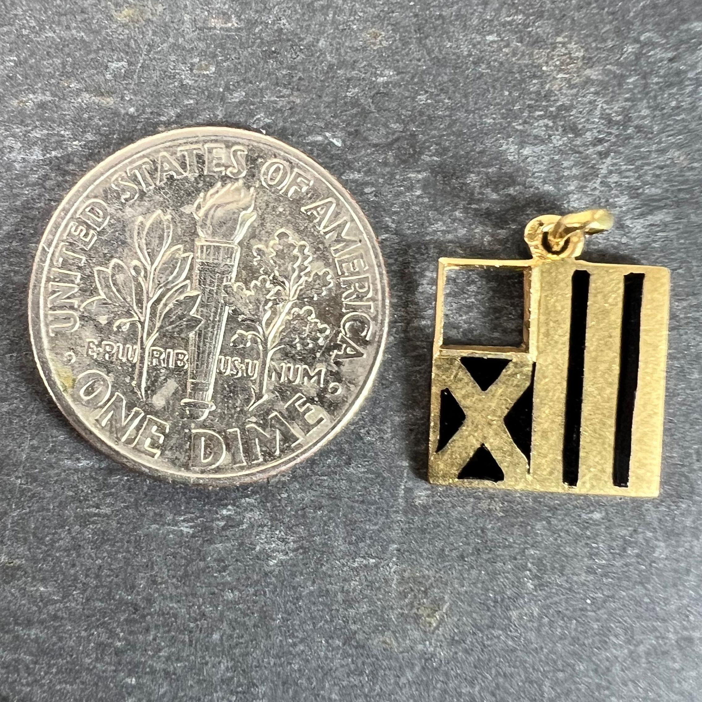 Pendentif en or jaune 18K avec breloque vintage déco February Wisdom Pisces Flag Enamel en vente 7