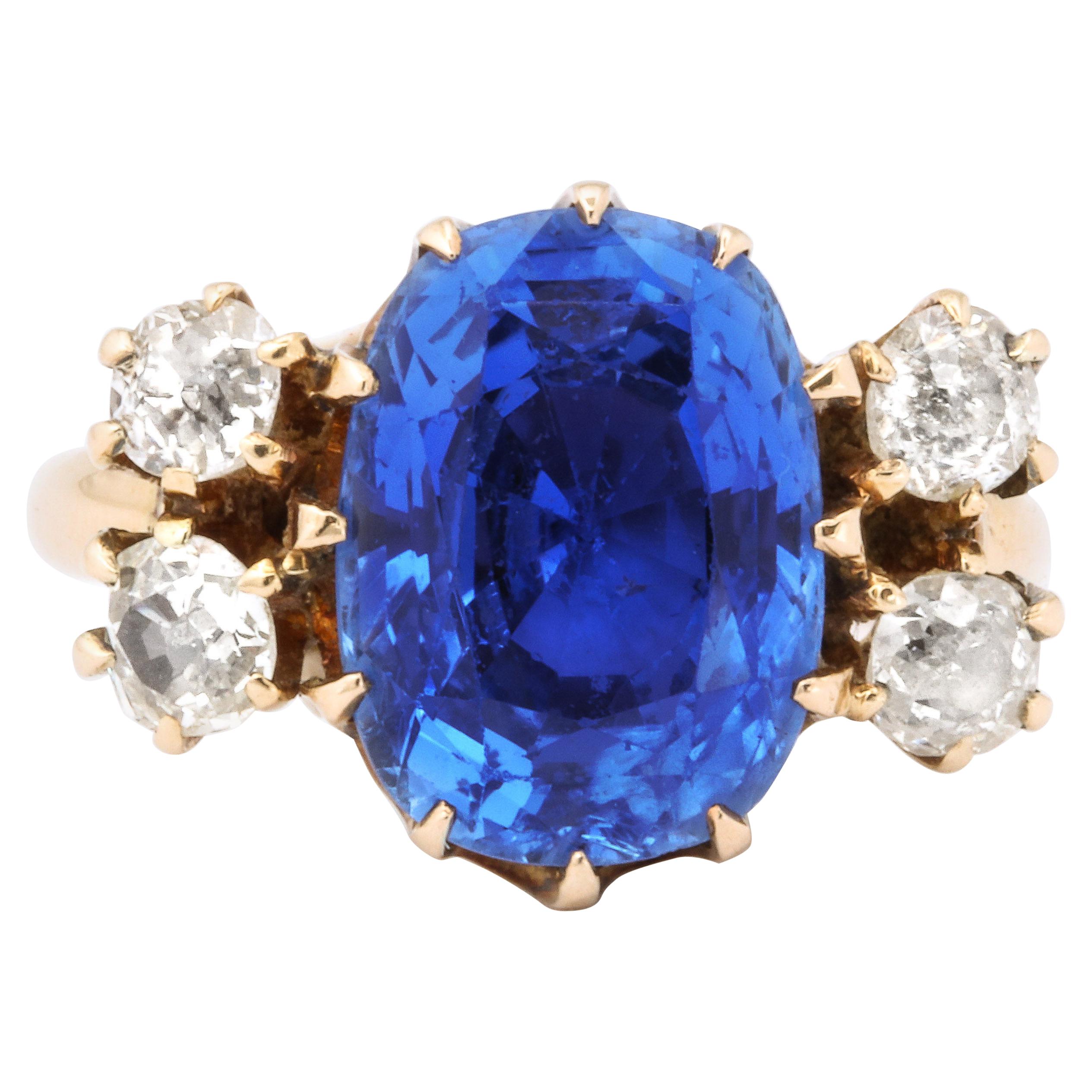 Edwardian Natural Ceylon Oval Sapphire Ring with Diamonds  18K