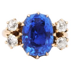 Edwardian Natural Ceylon Oval Sapphire Ring with Diamonds  18K