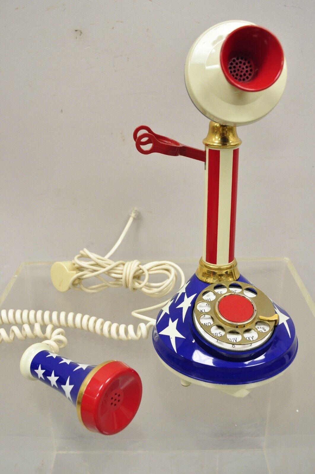 Vintage Deko-Tel Rotary Telefon- Telephone Amerikanische Flagge Patriotisch 1970er Jahre (Amerikanische Klassik)