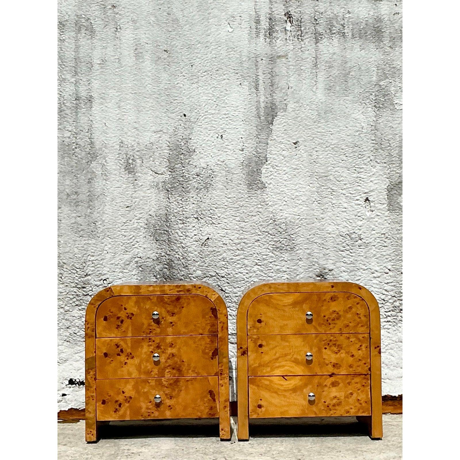 Americano Comodini Vintage Deco a cascata in Wood Wood - Coppia di 2 in vendita