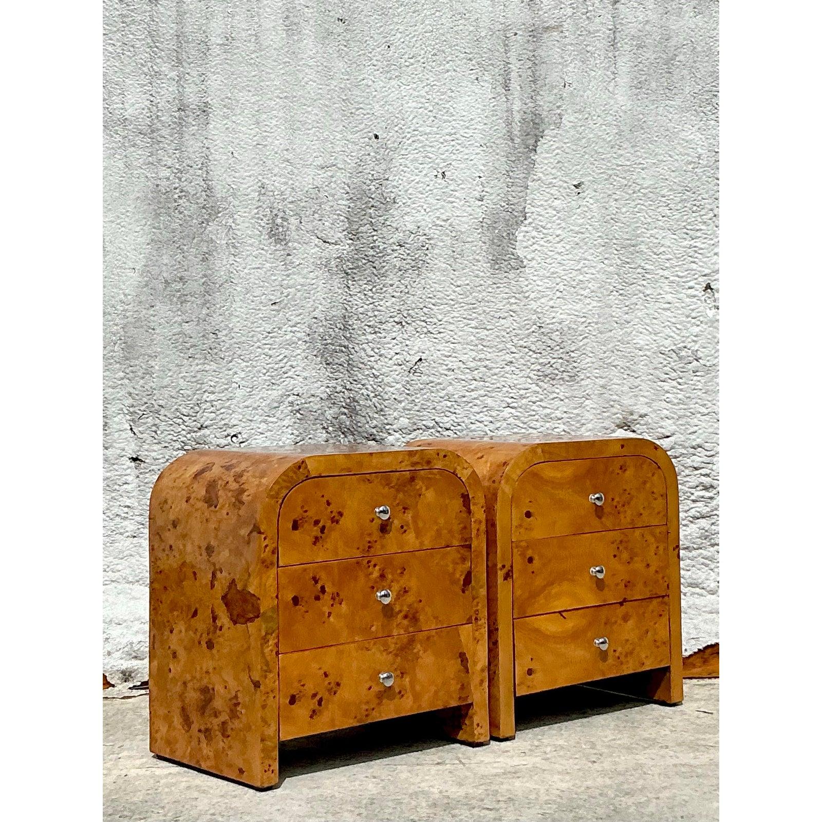 Cromo Comodini Vintage Deco a cascata in Wood Wood - Coppia di 2 in vendita