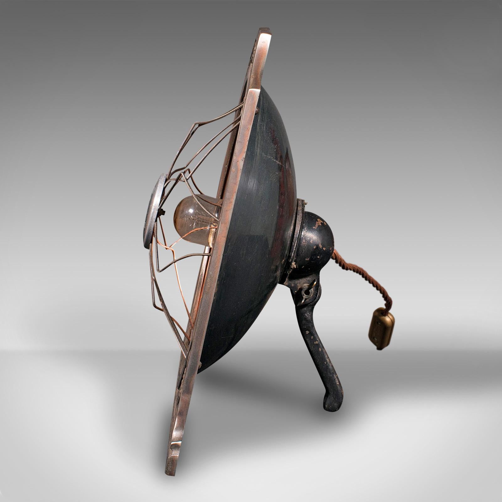 Dekorative Vintage-Akzentlampe, englisch, Guss-Alloy, Kupfer, umgewandelt, um 1930 im Zustand „Gut“ im Angebot in Hele, Devon, GB