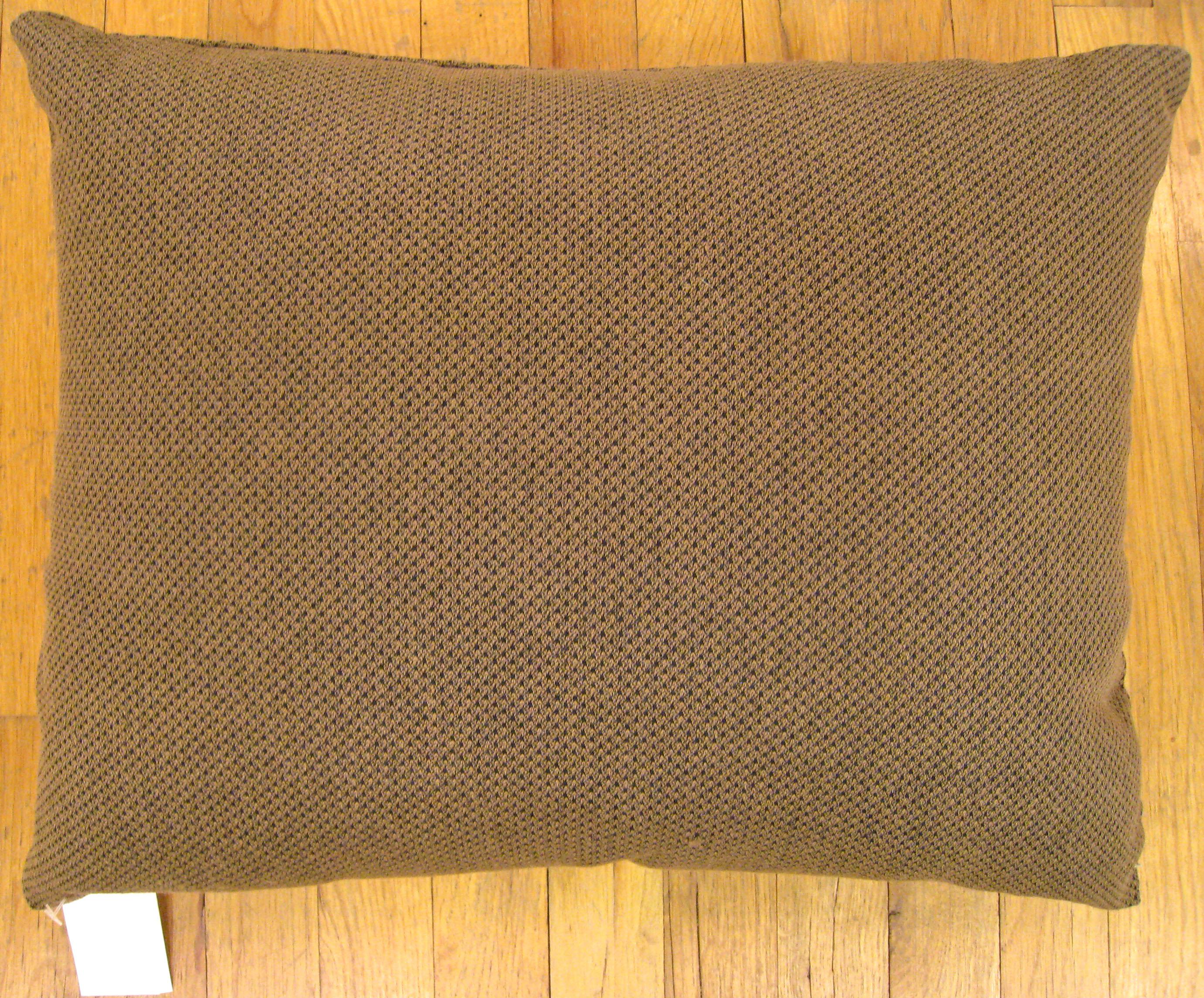 Cojín Decorativo Vintage de Tela Marrón, Doble Cara en Bastante bueno estado para la venta en New York, NY