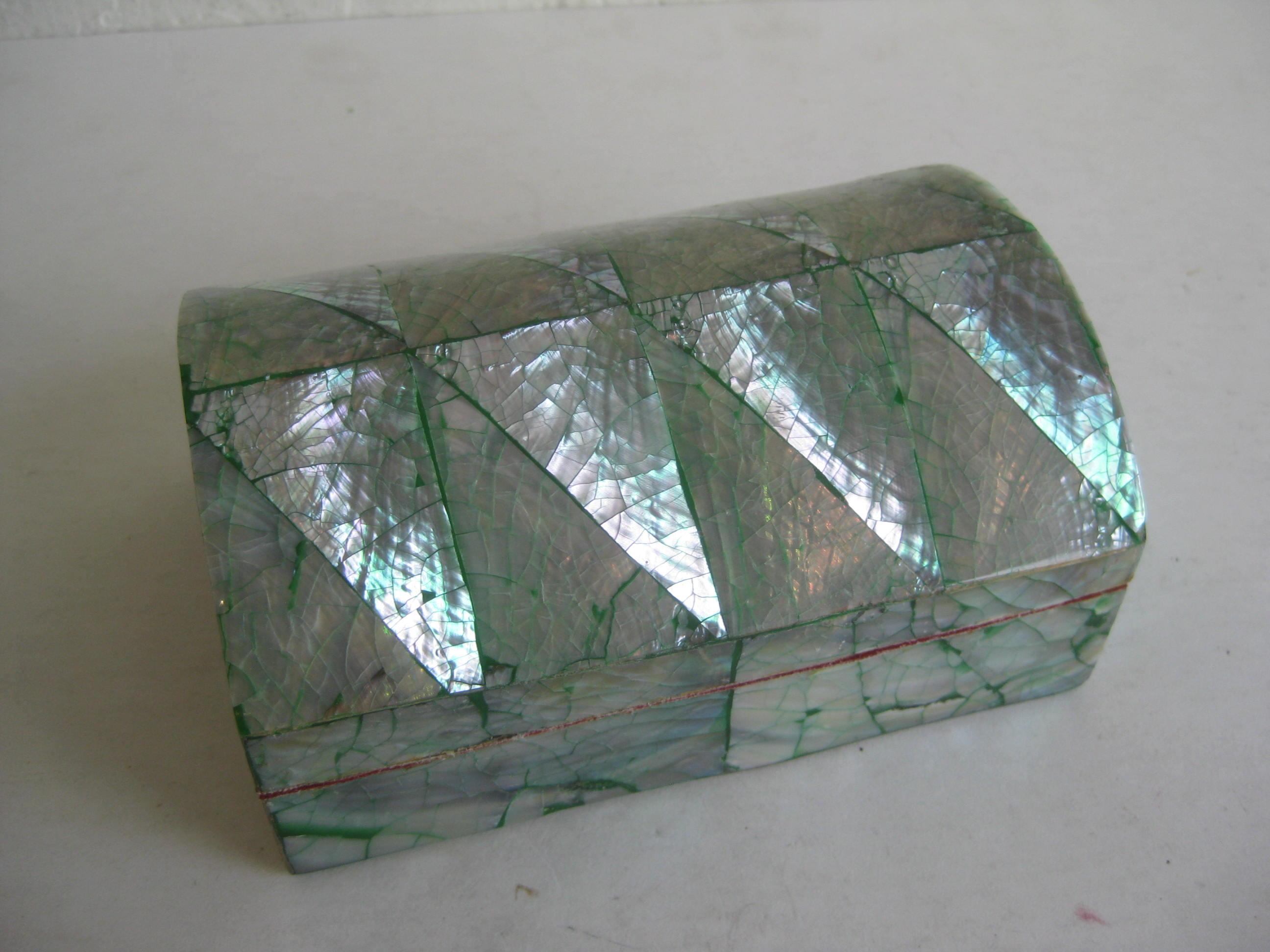 Beautiful decorative crackled natural abalone shell stash/jewelry box. Has a red velvet liner. In very nice original condition with stunning colors. Hand made and opens and closes as it should. Measures approx. 5 1/4