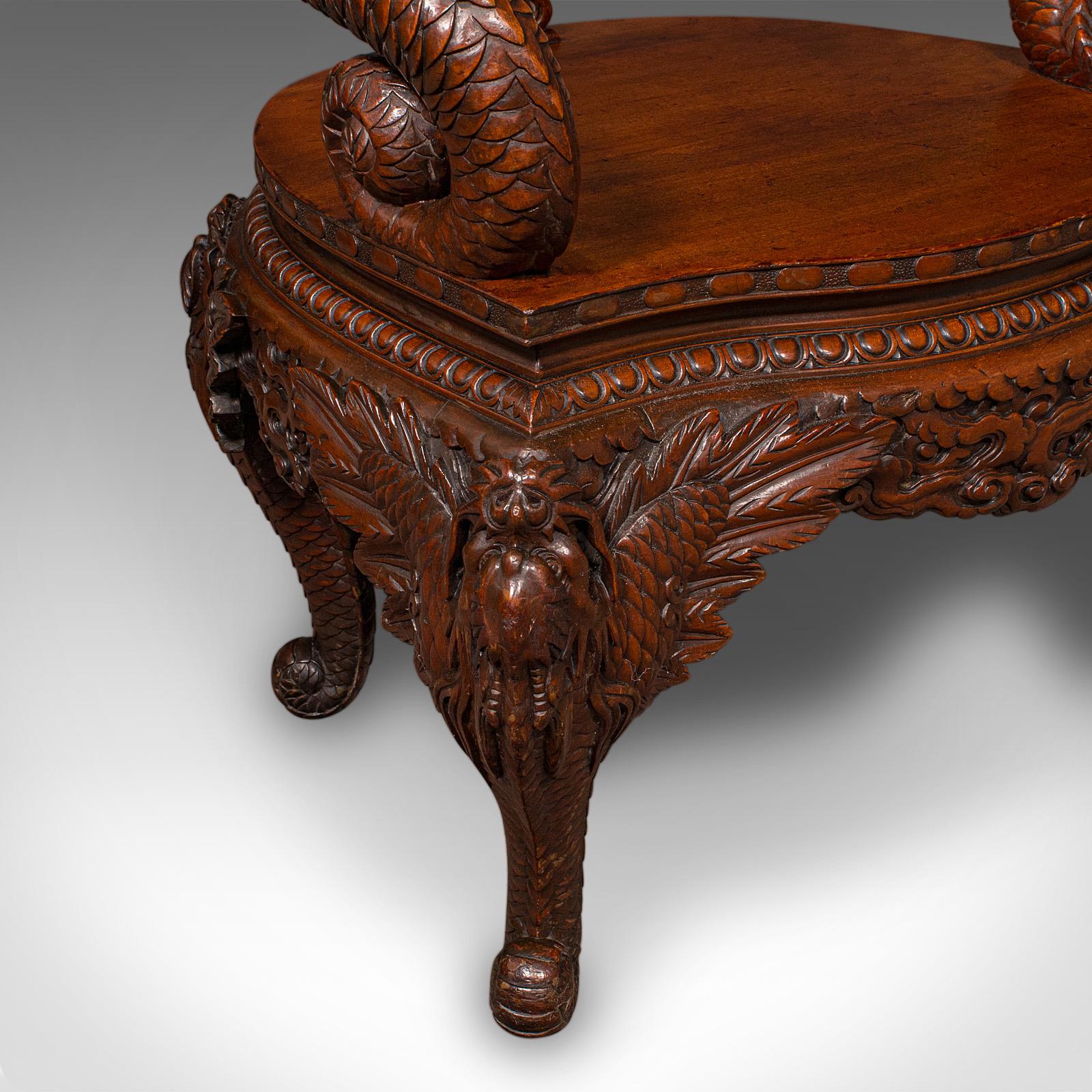Sedia a gomito decorativa d'epoca, orientale, da sala, da caminetto, con seduta a drago, Art Deco in vendita 4
