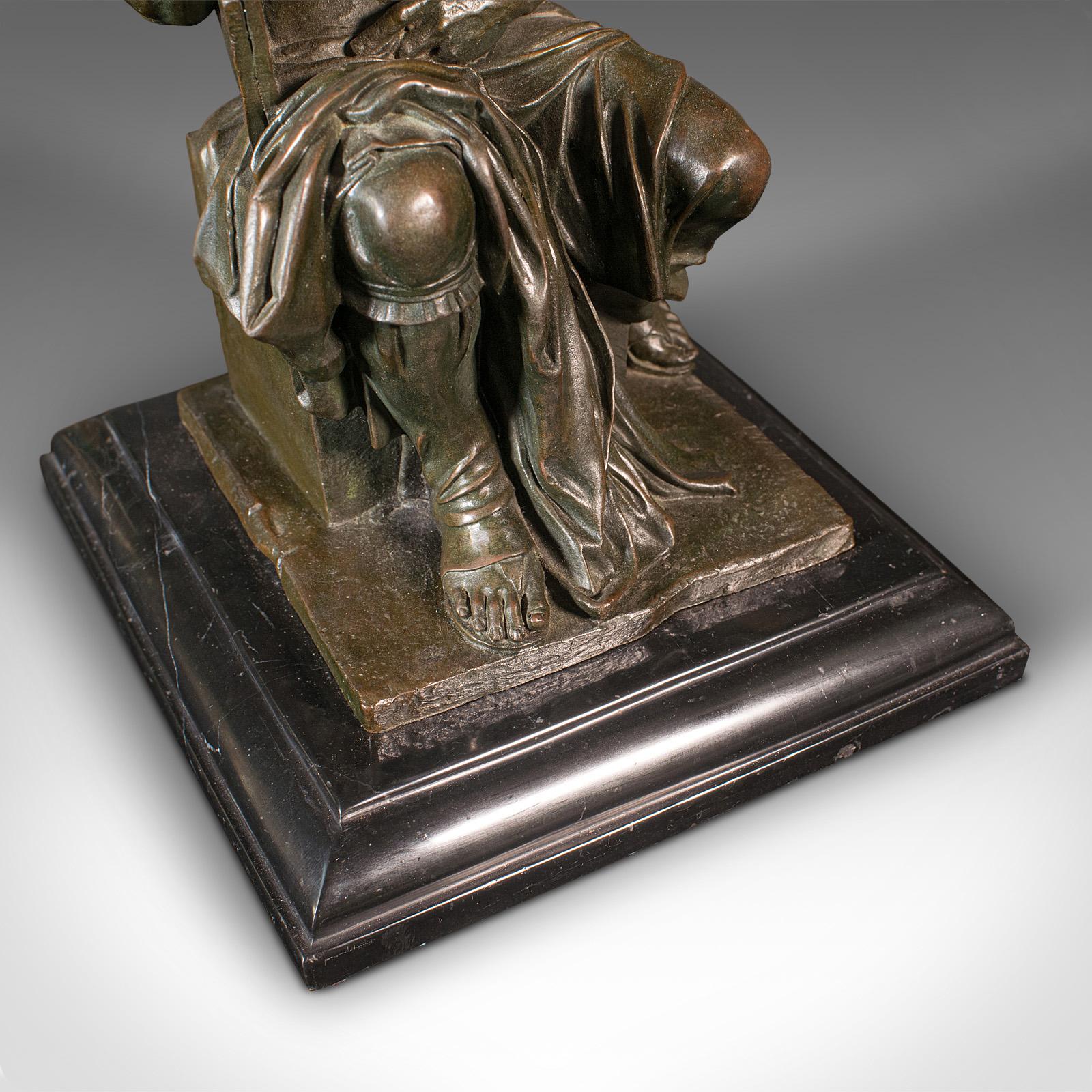 Statue décorative vintage de Moïse, anglaise, en bronze, d'après Michel-Ange en vente 2