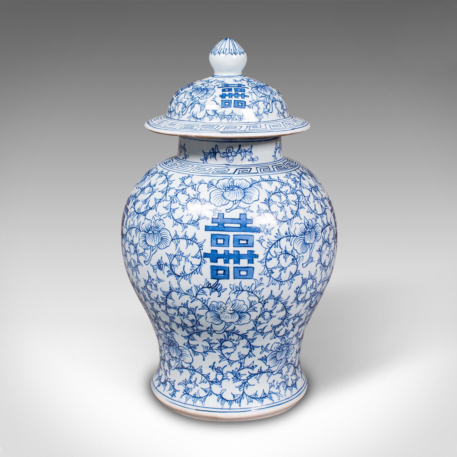 Dekorative Vintage-Blumenvase, chinesisch, Keramik, Urne, Gewürzglas, Art déco, 1930 (Chinesisch) im Angebot