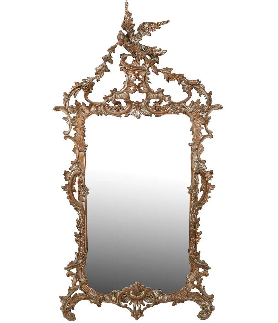 Vintage Decorative Carved Wood Mirror In Good Condition For Sale In New York, NY
