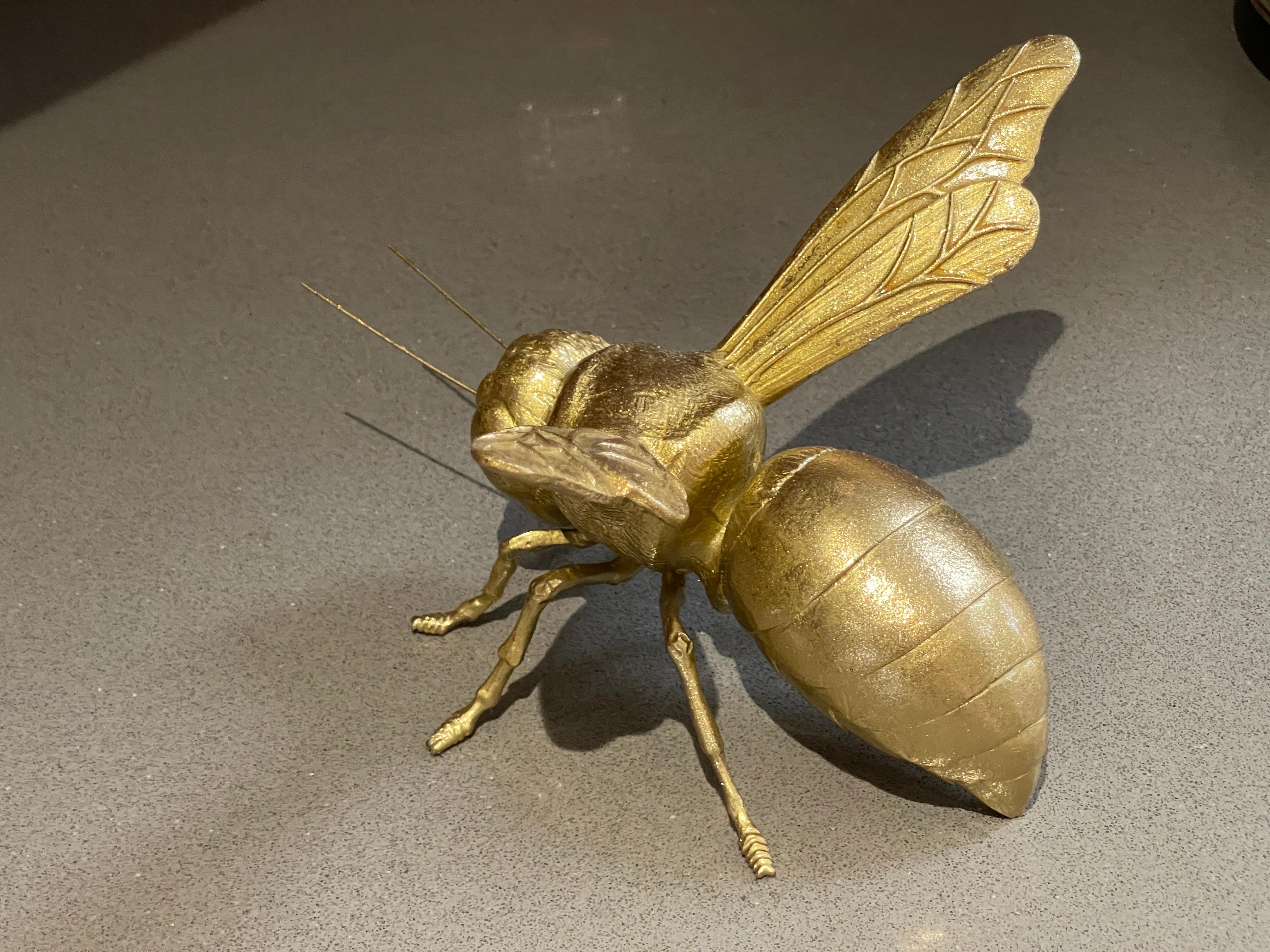 Vintage Decorative Gold Bee Ornament Bumble Bee Sculpture LUXURY ORNAMENT GOLD  For Sale 1