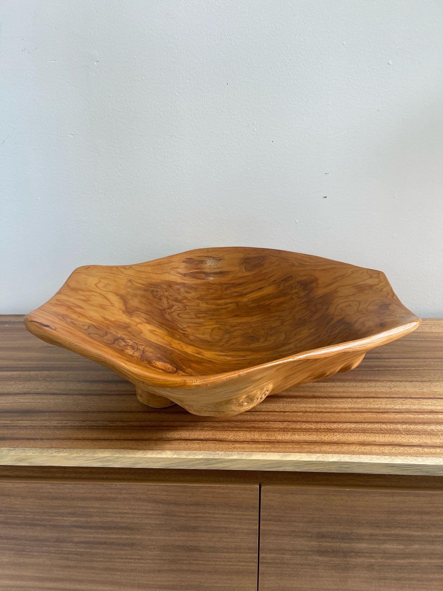 Late 20th Century Vintage Decorative Hand Carved Organic Wooden Freedom Bowl. For Sale