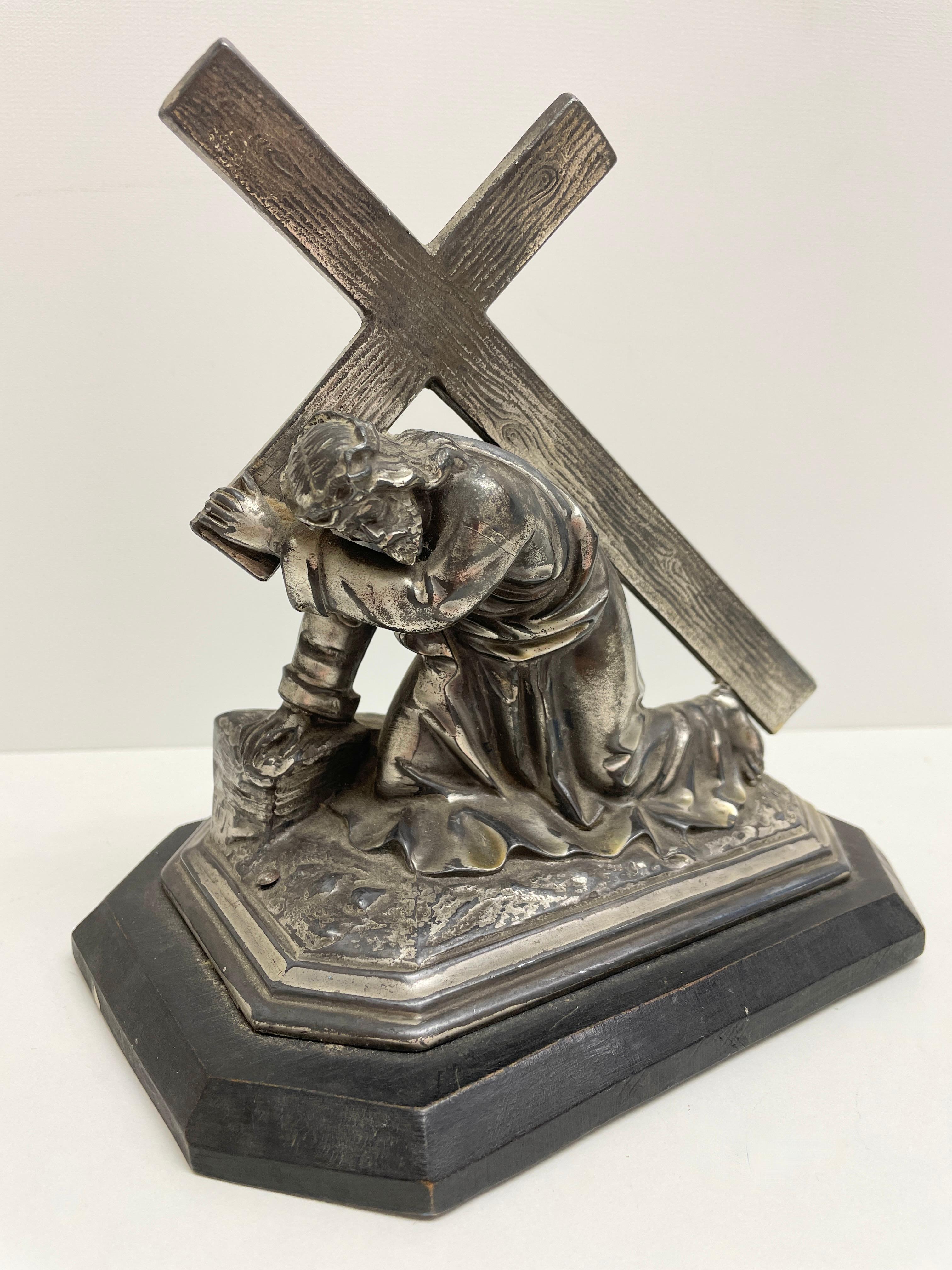 Early 20th Century Vintage Decorative Jesus Metal Statue on Ebonized Wooden Base, Germany 1910s For Sale