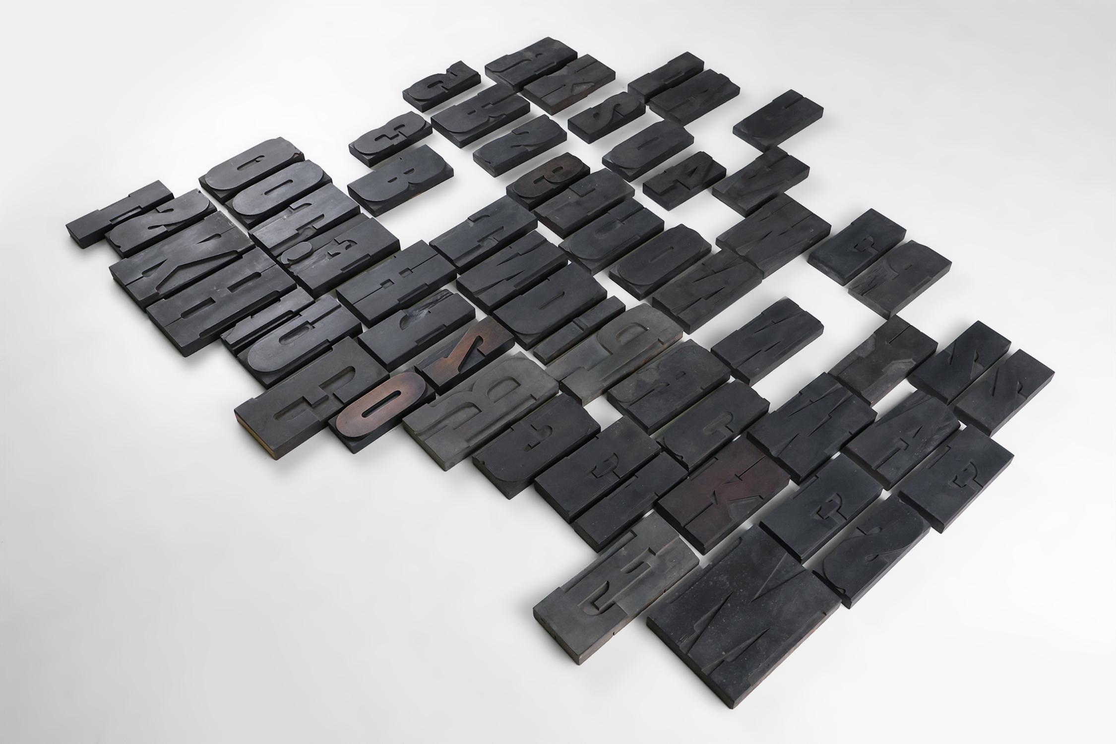 Vintage dekorative große Sammlung Buchdruck Holzblock Buchstaben,  ca. 1900 6
