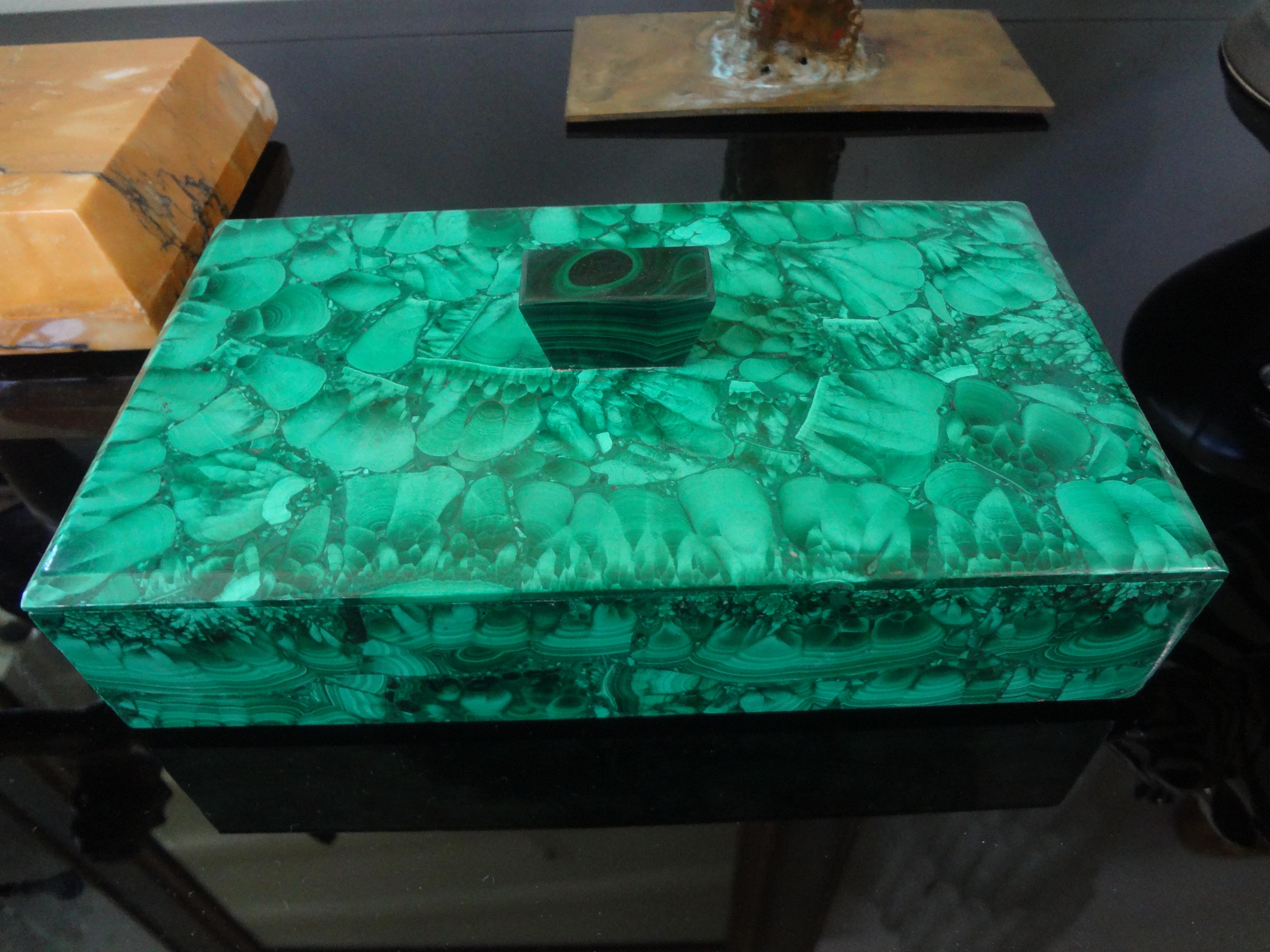 Vintage Decorative Malachite Box In Good Condition For Sale In Houston, TX